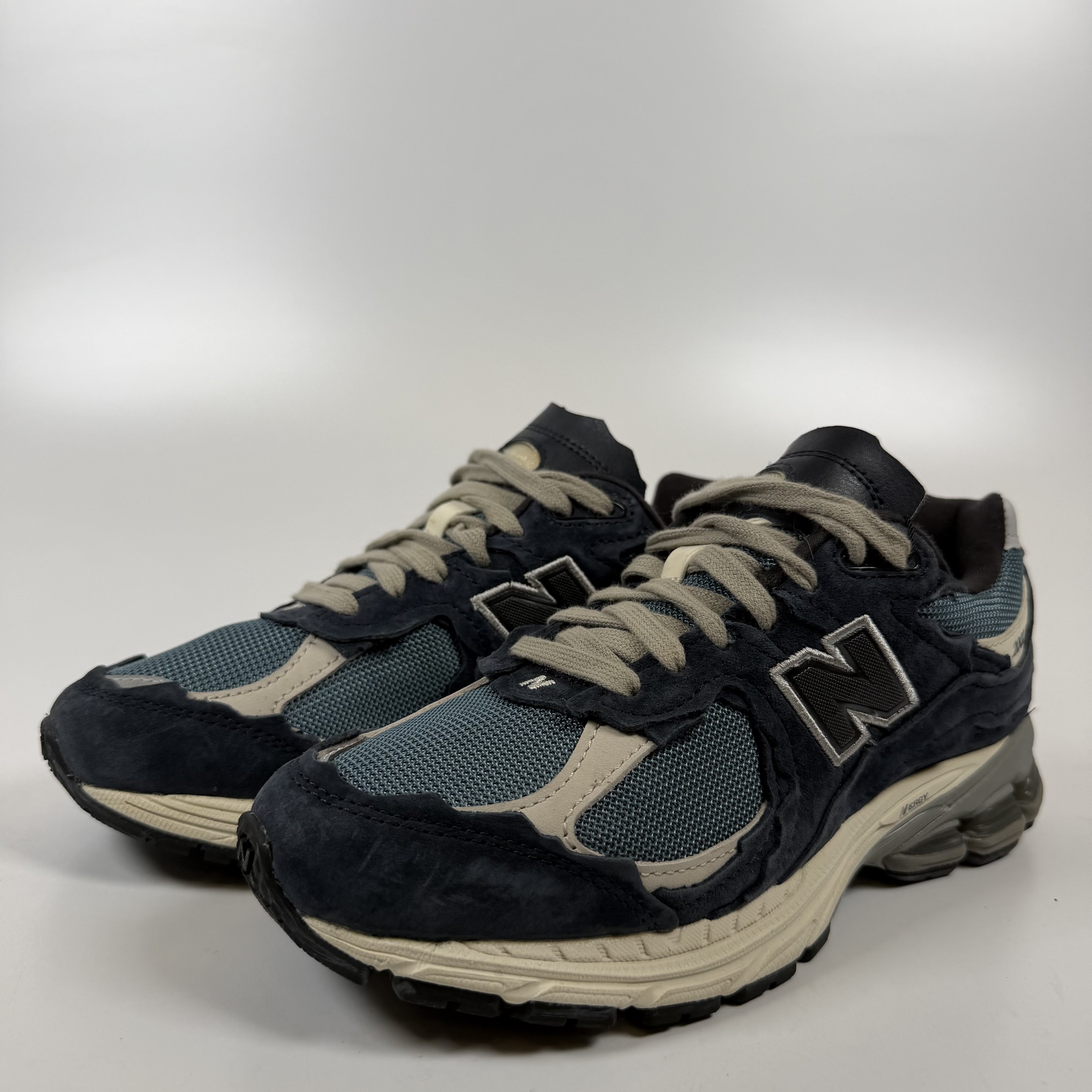 SP8158 2002R 'Protection Pack - Dark Navy'