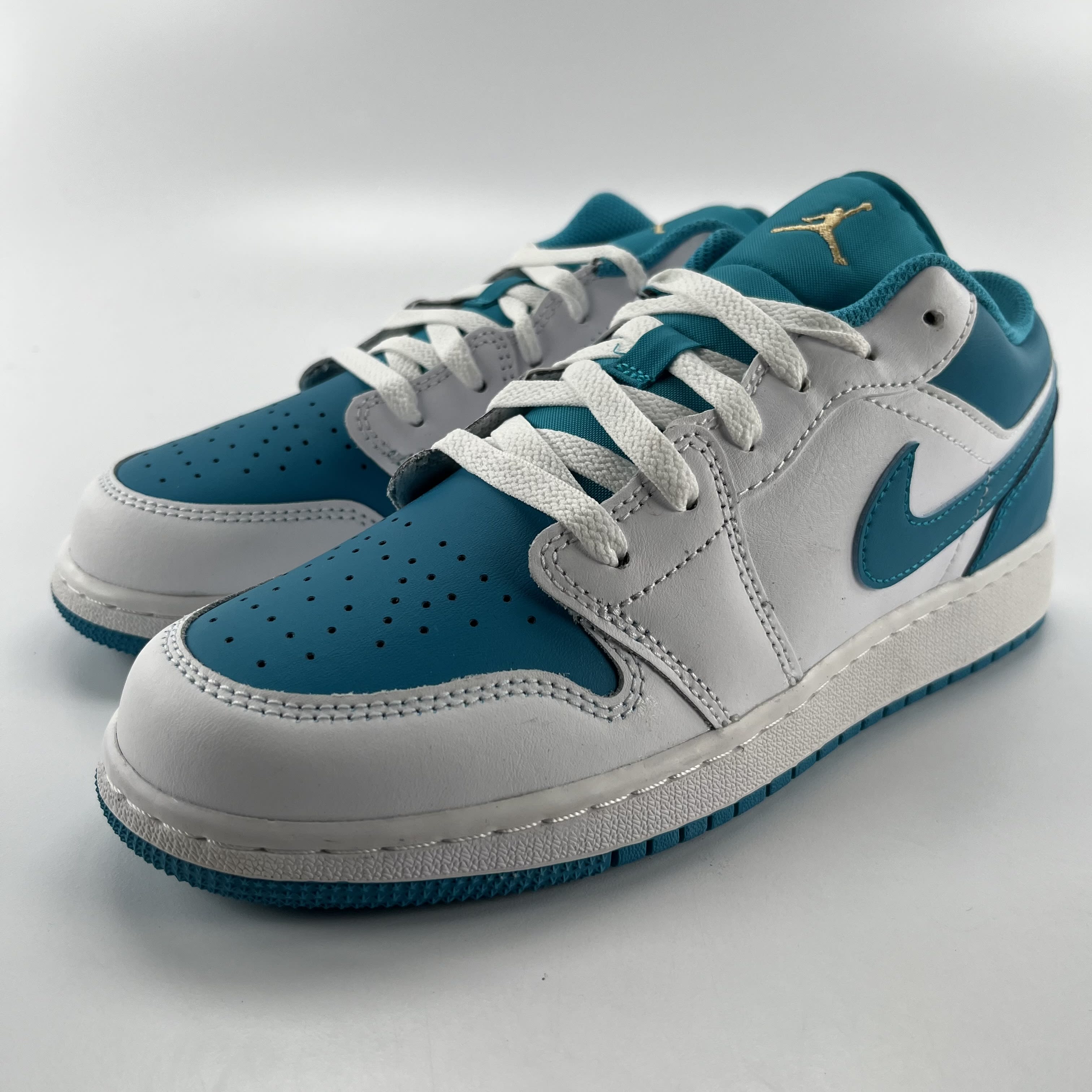 338503 Jordan 1 Low Aquatone (GS)