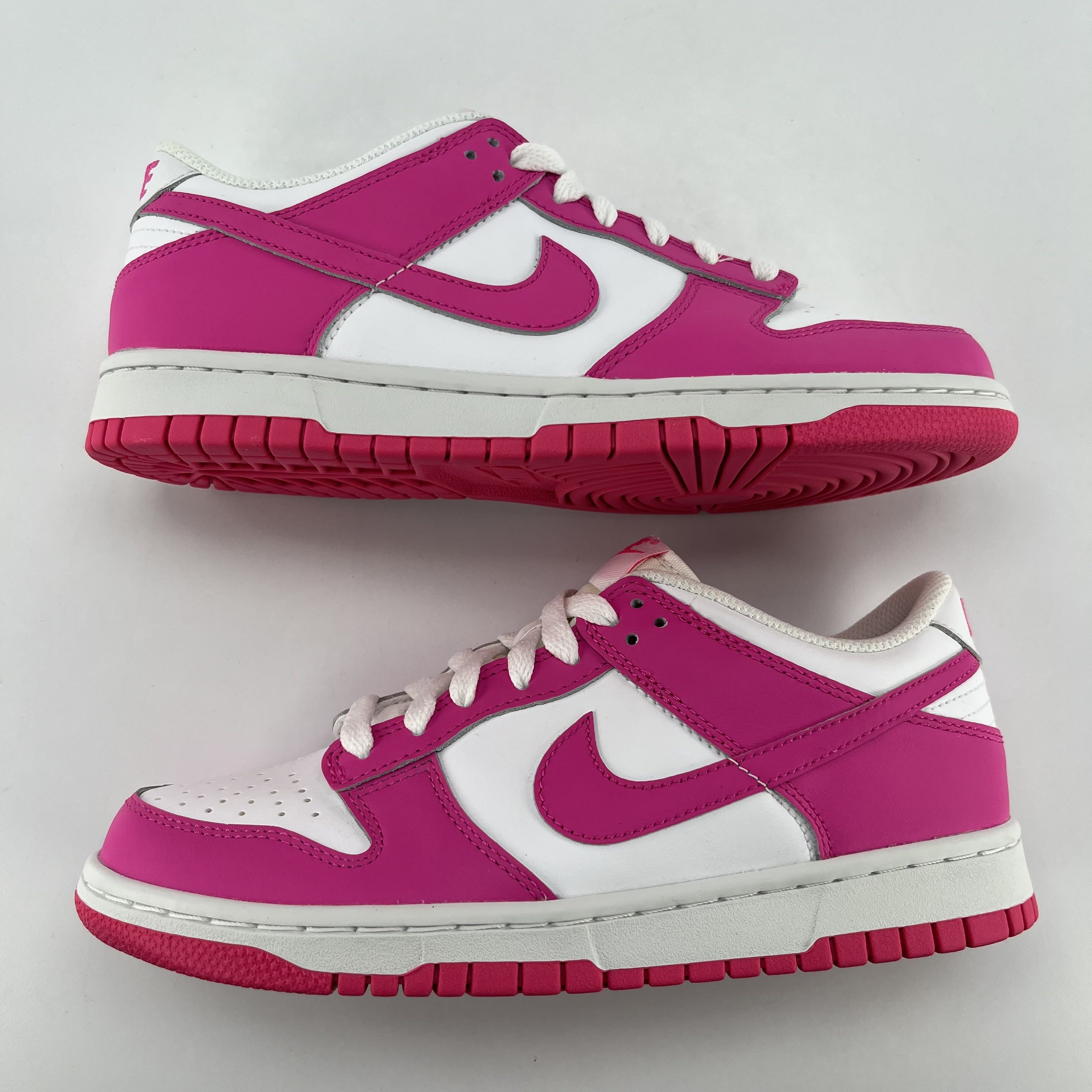 269416 Nike Dunk Low Laser Fuchsia (GS)