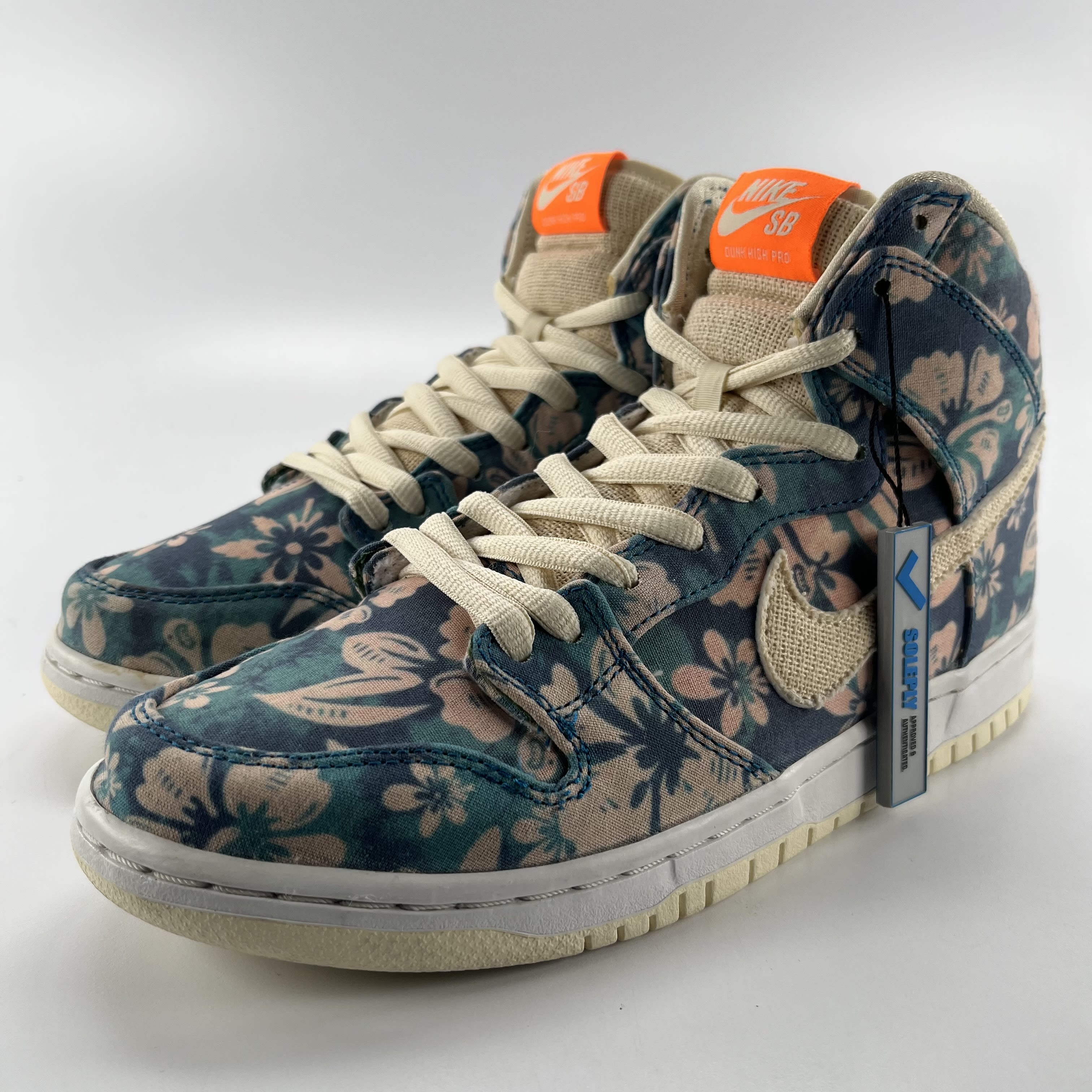 669609 Nike SB Dunk High Hawaii