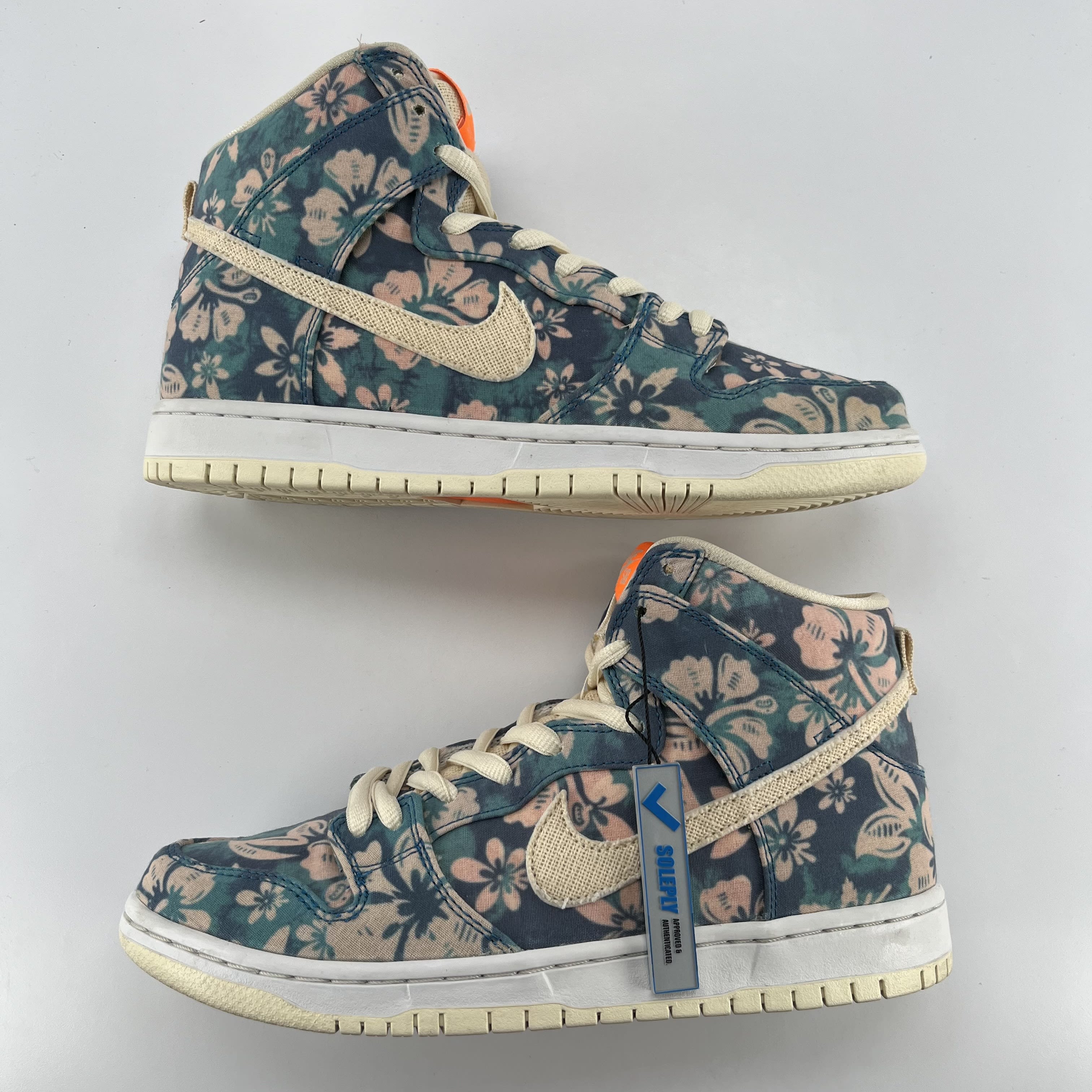 669609 Nike SB Dunk High Hawaii