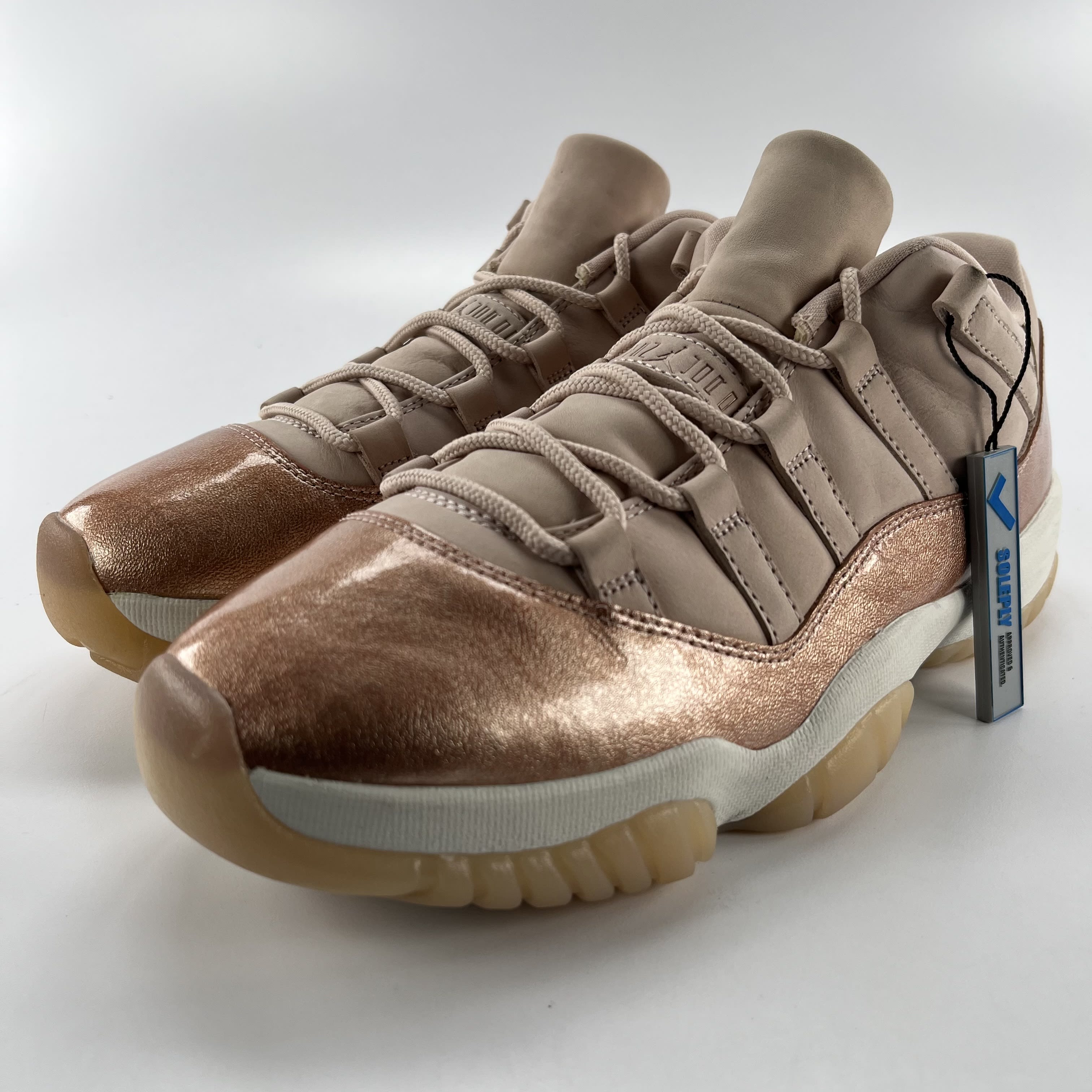 394556 Wmns Jordan 11 Low Rose Gold