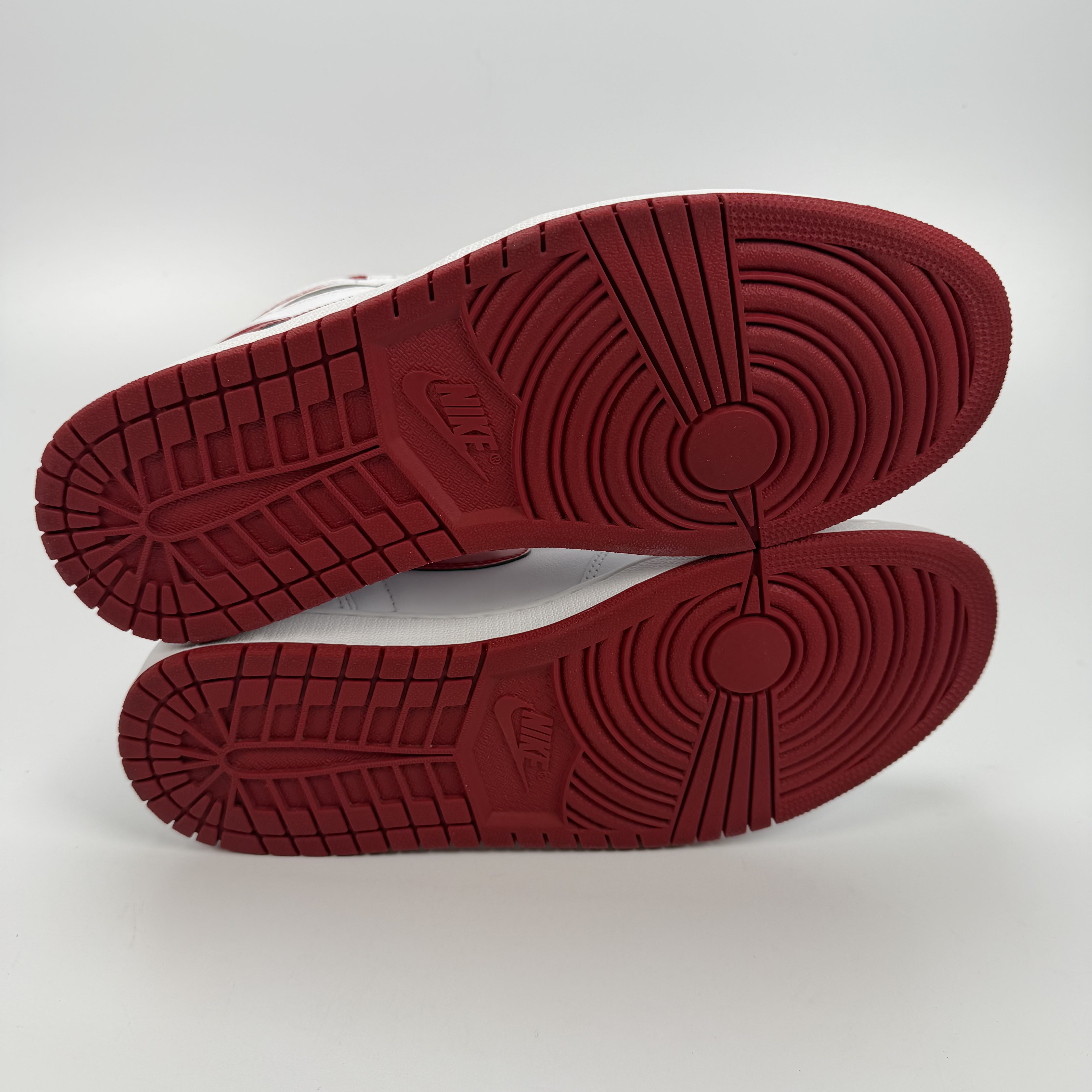 SP916 Jordan 1 Retro Metallic Red (2017)