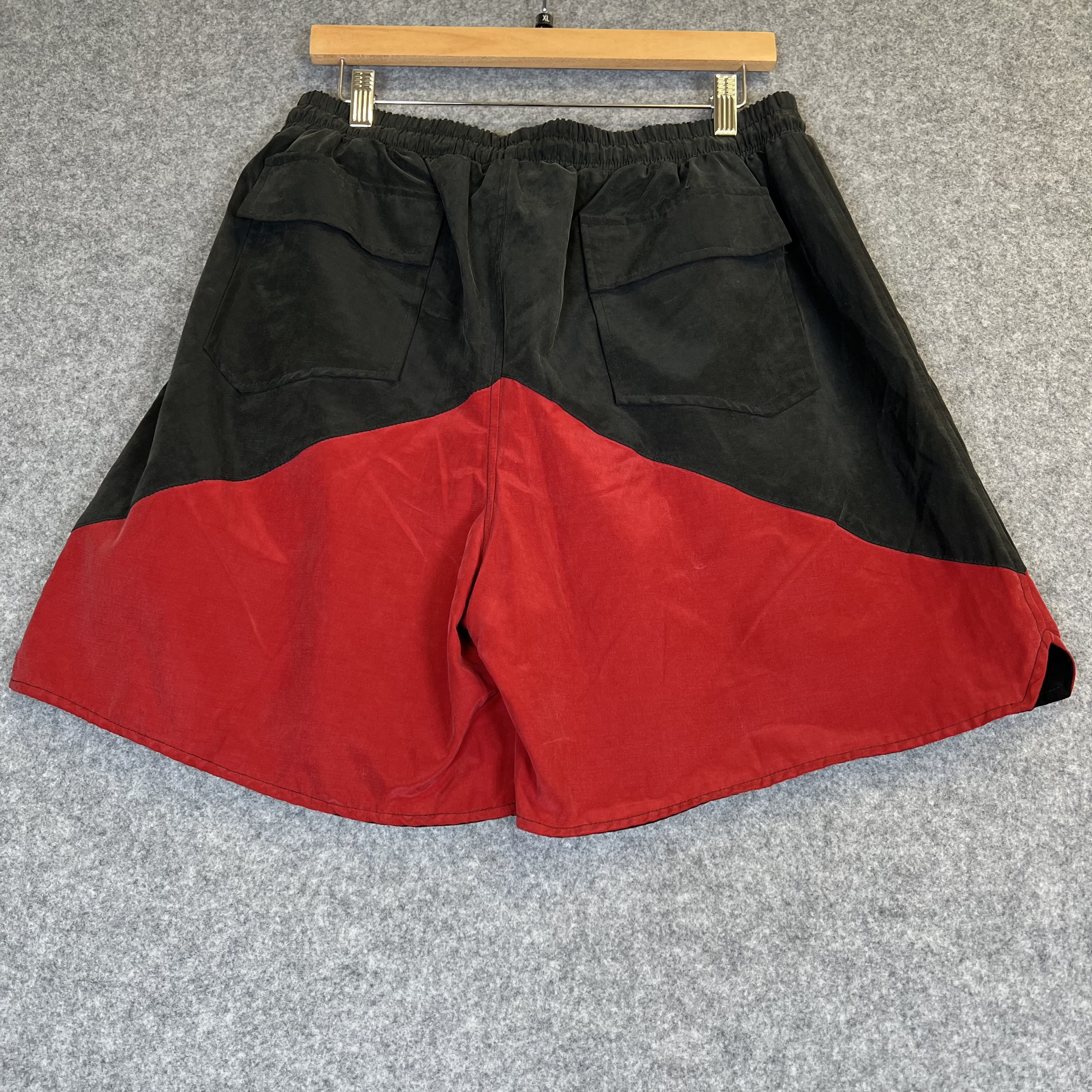 350159 Rhude Yachting Shorts 'Black/Red'