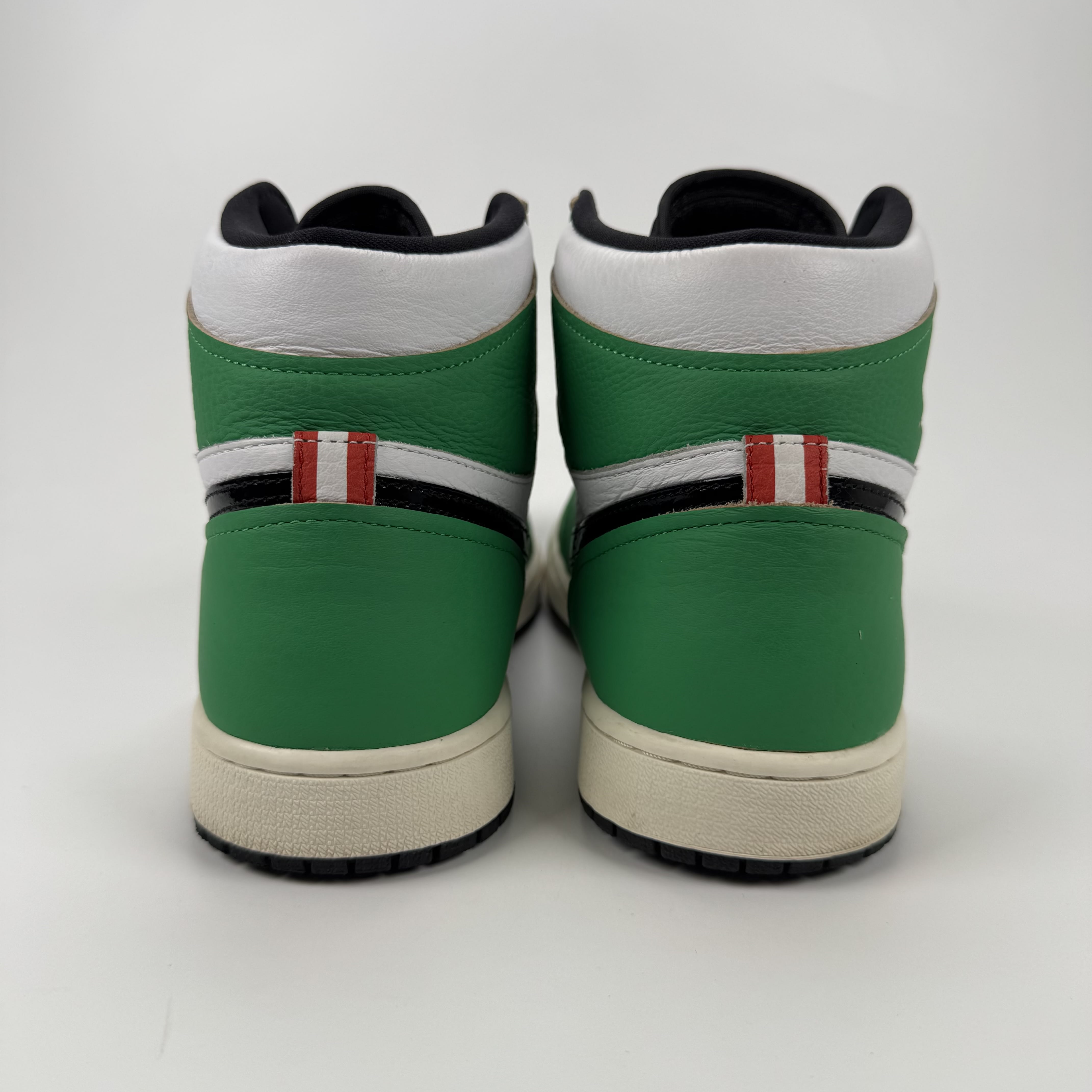 SP2870 Jordan 1 Retro High Lucky Green (Women's)