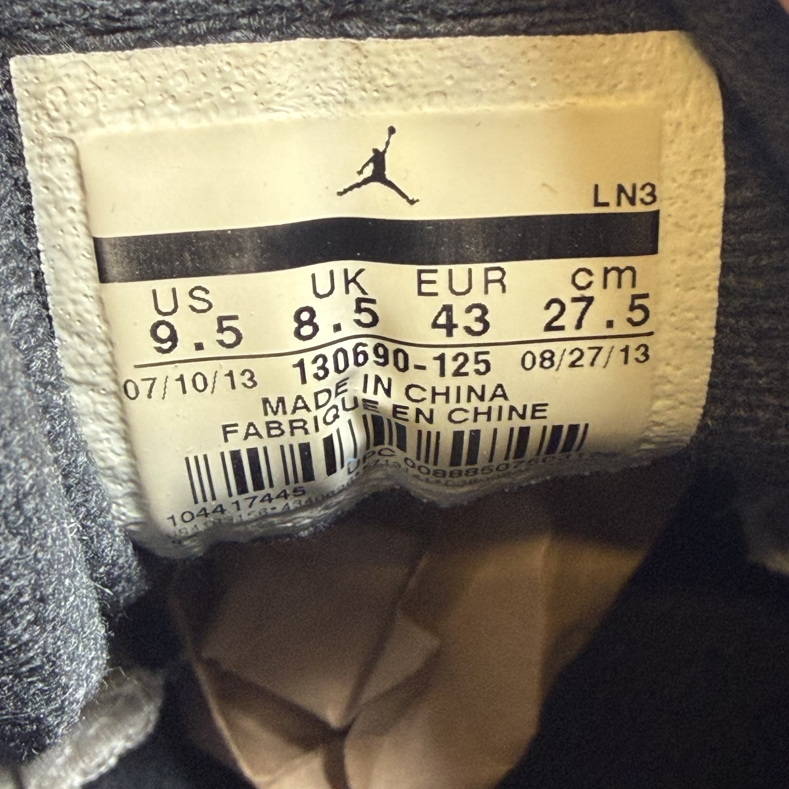 413901 Jordan 12 Retro Taxi (2013)
