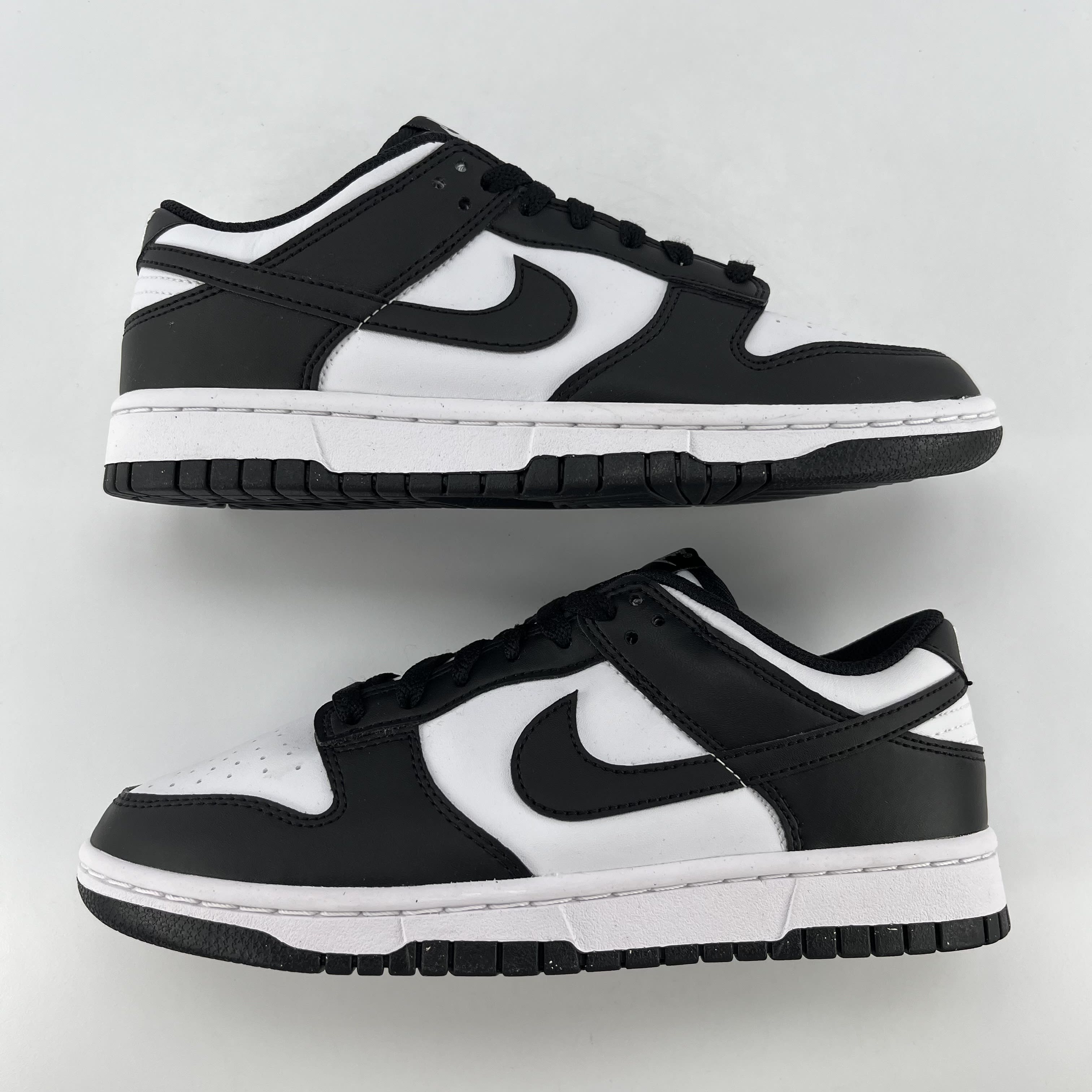437181 Wmns Dunk Low Next Nature 'Panda'
