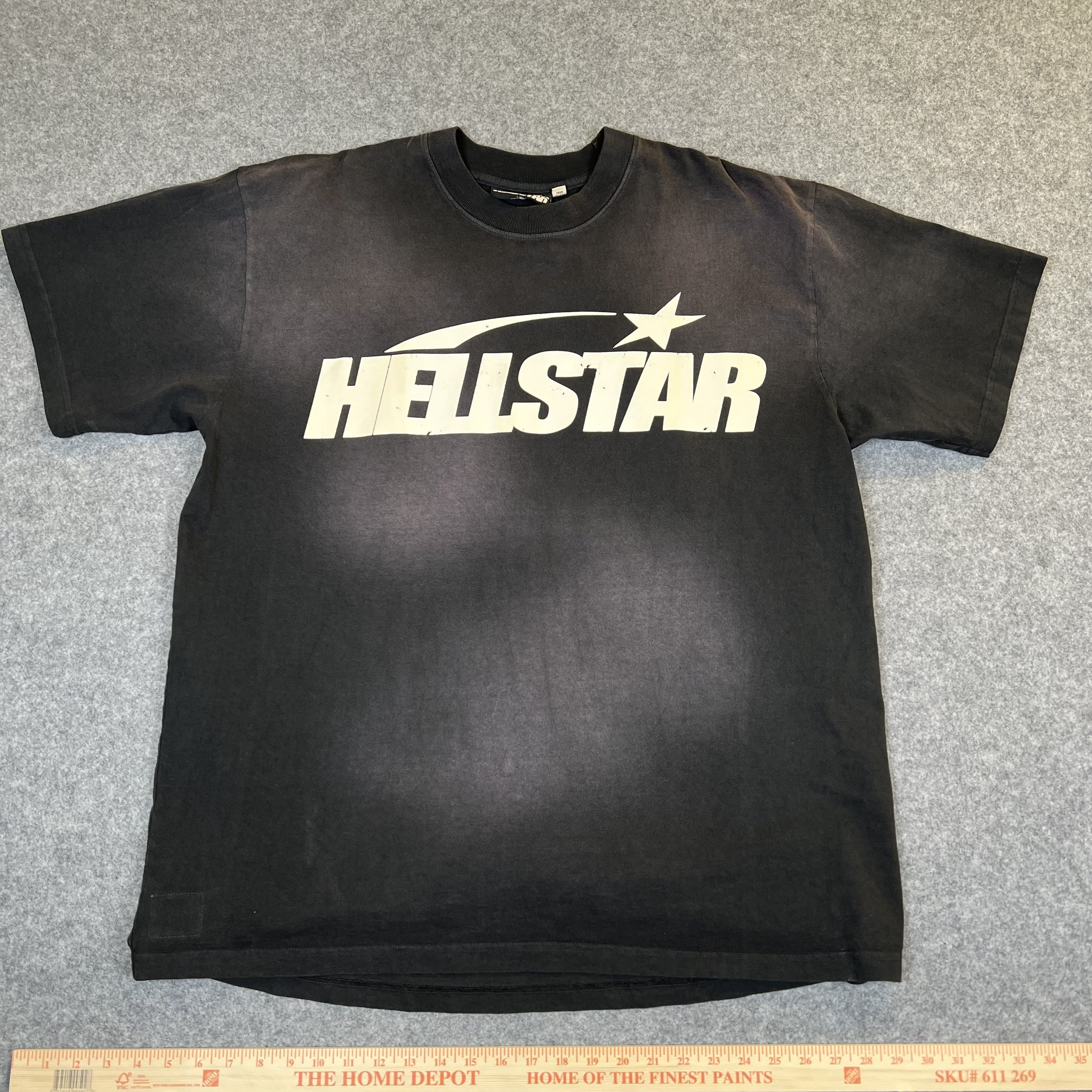 260746 Hellstar Classic T-Shirt 'Black'