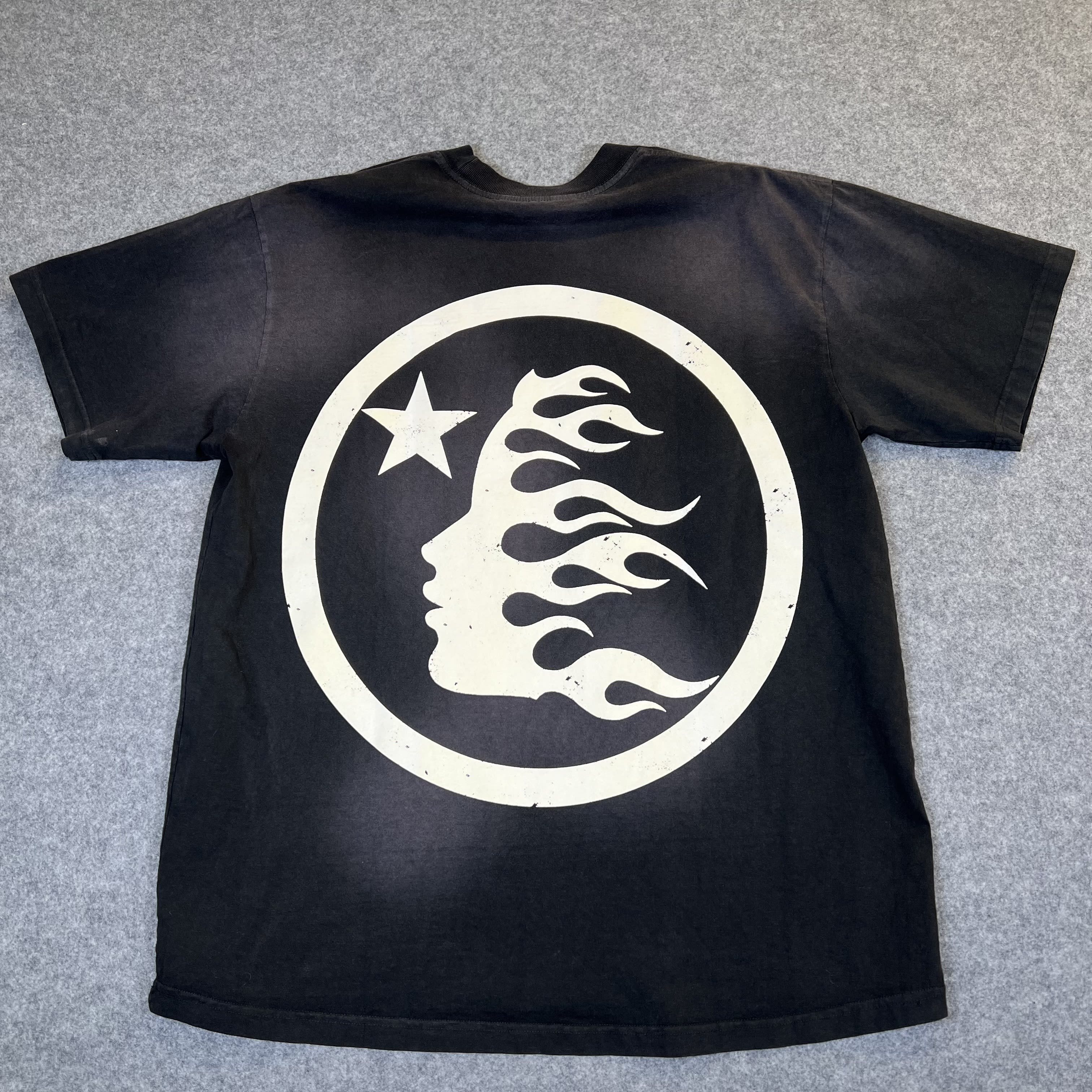 260746 Hellstar Classic T-Shirt 'Black'