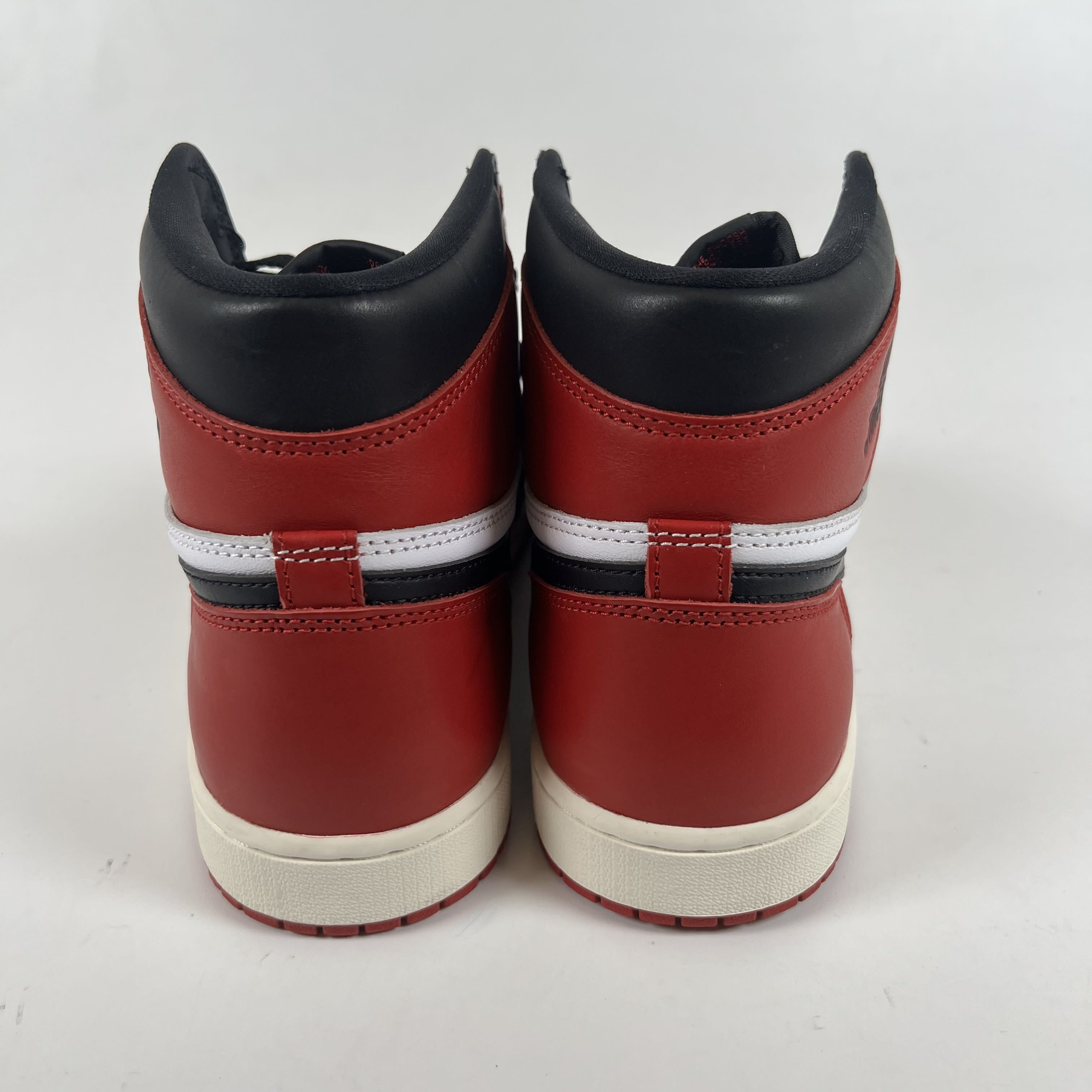 SP7424 Jordan 1 Retro High OG Black Toe Reimagined