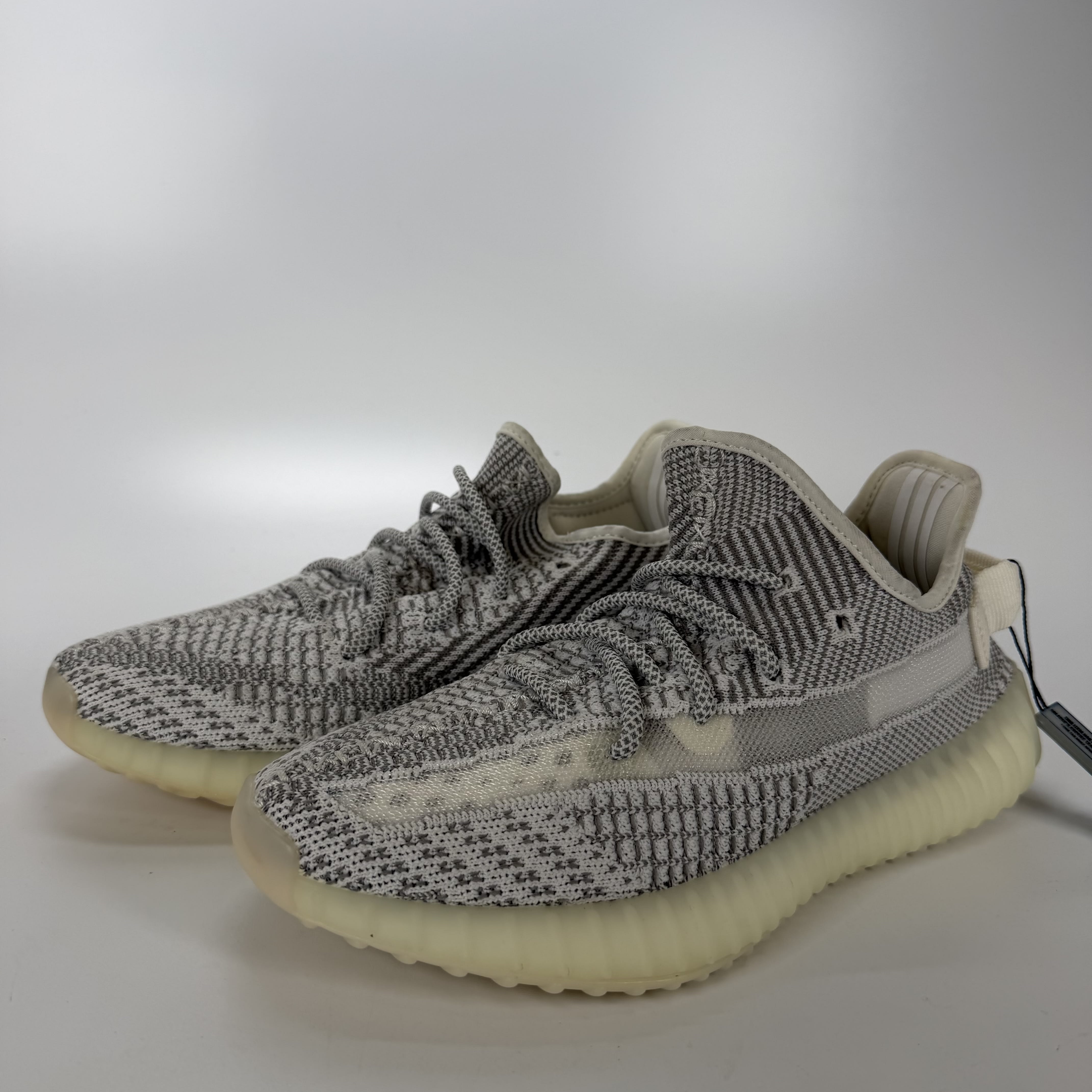 SP4882 adidas Yeezy Boost 350 V2 Static (Non-Reflective)