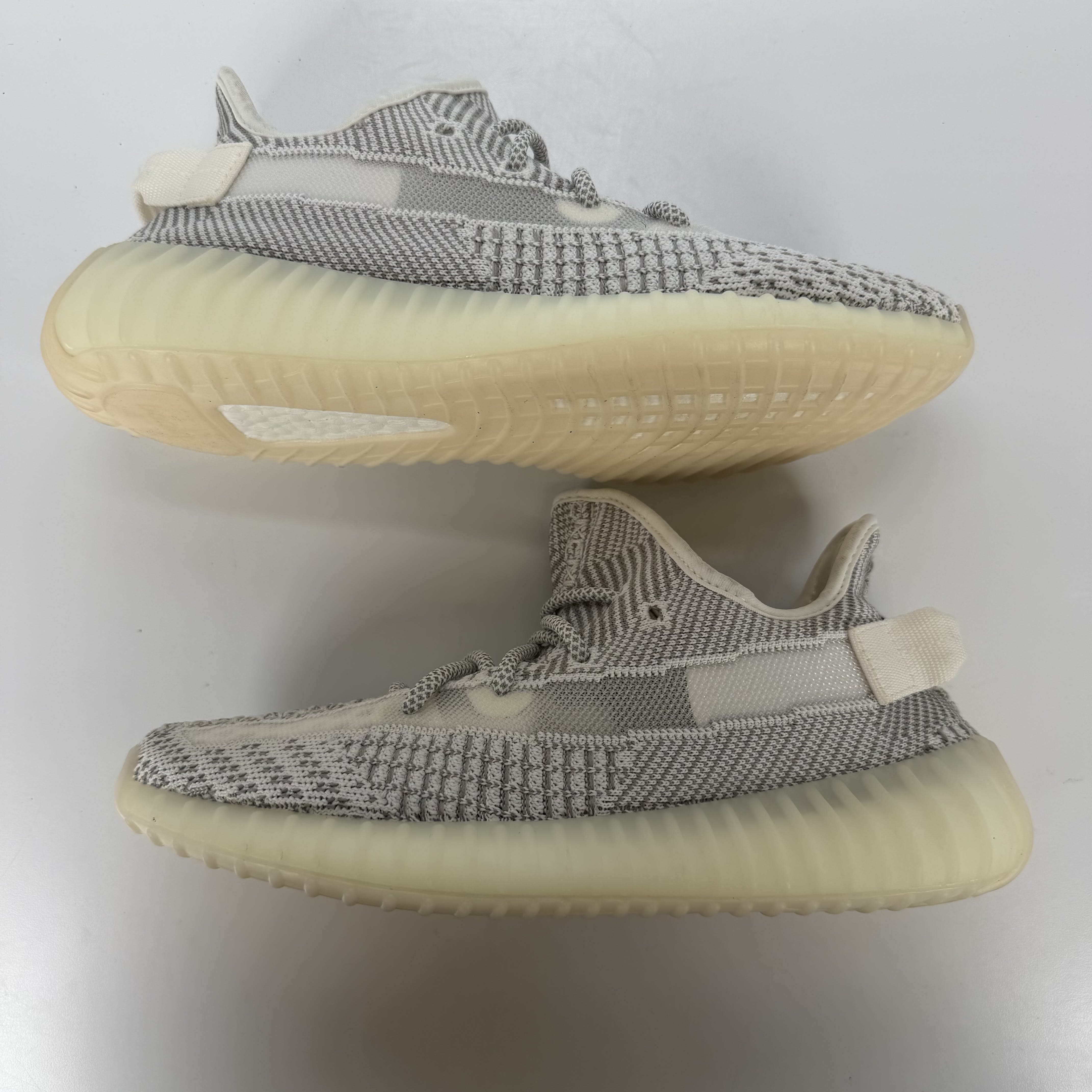 SP4882 adidas Yeezy Boost 350 V2 Static (Non-Reflective)