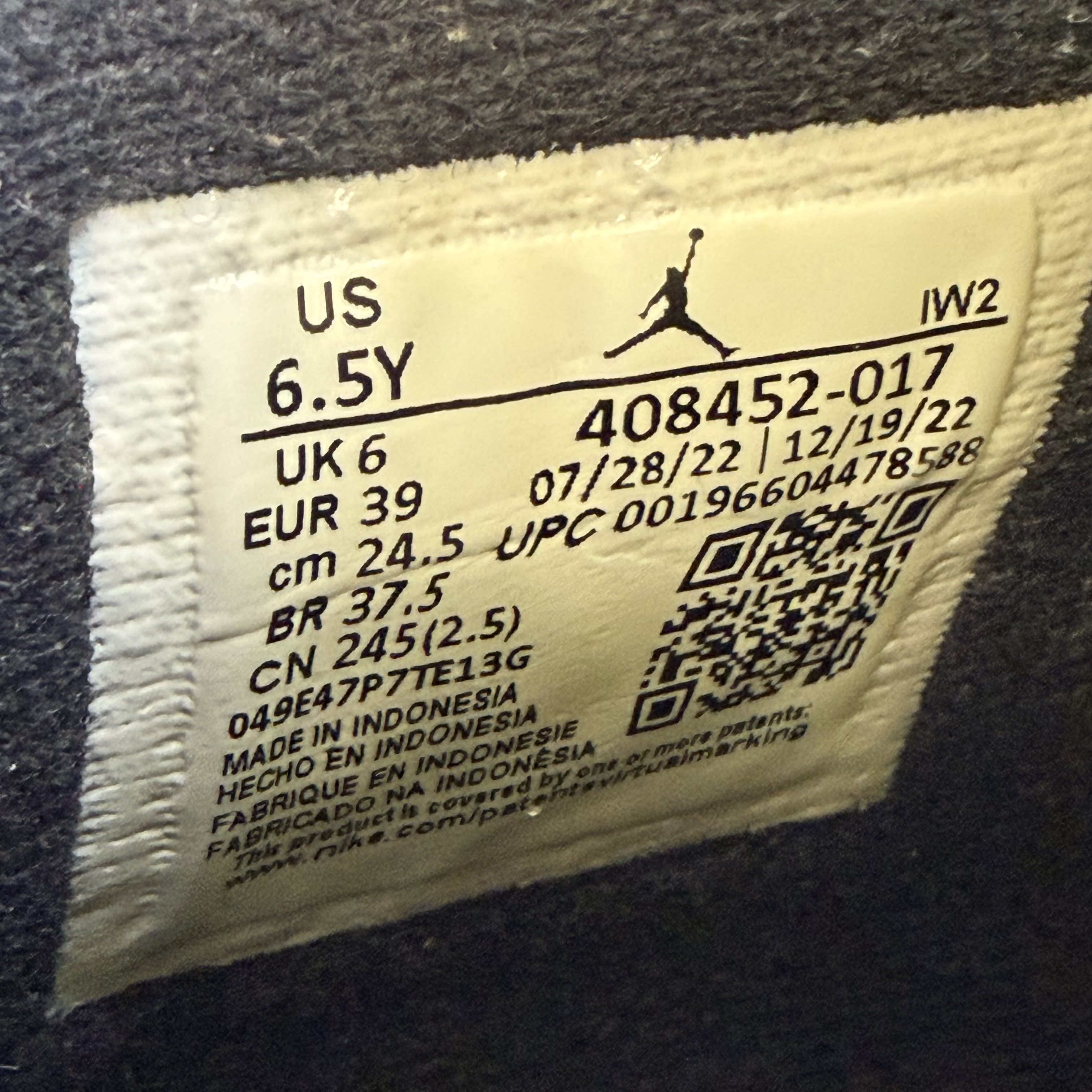 SP11031 Jordan 4 Retro Thunder (2023) (GS)