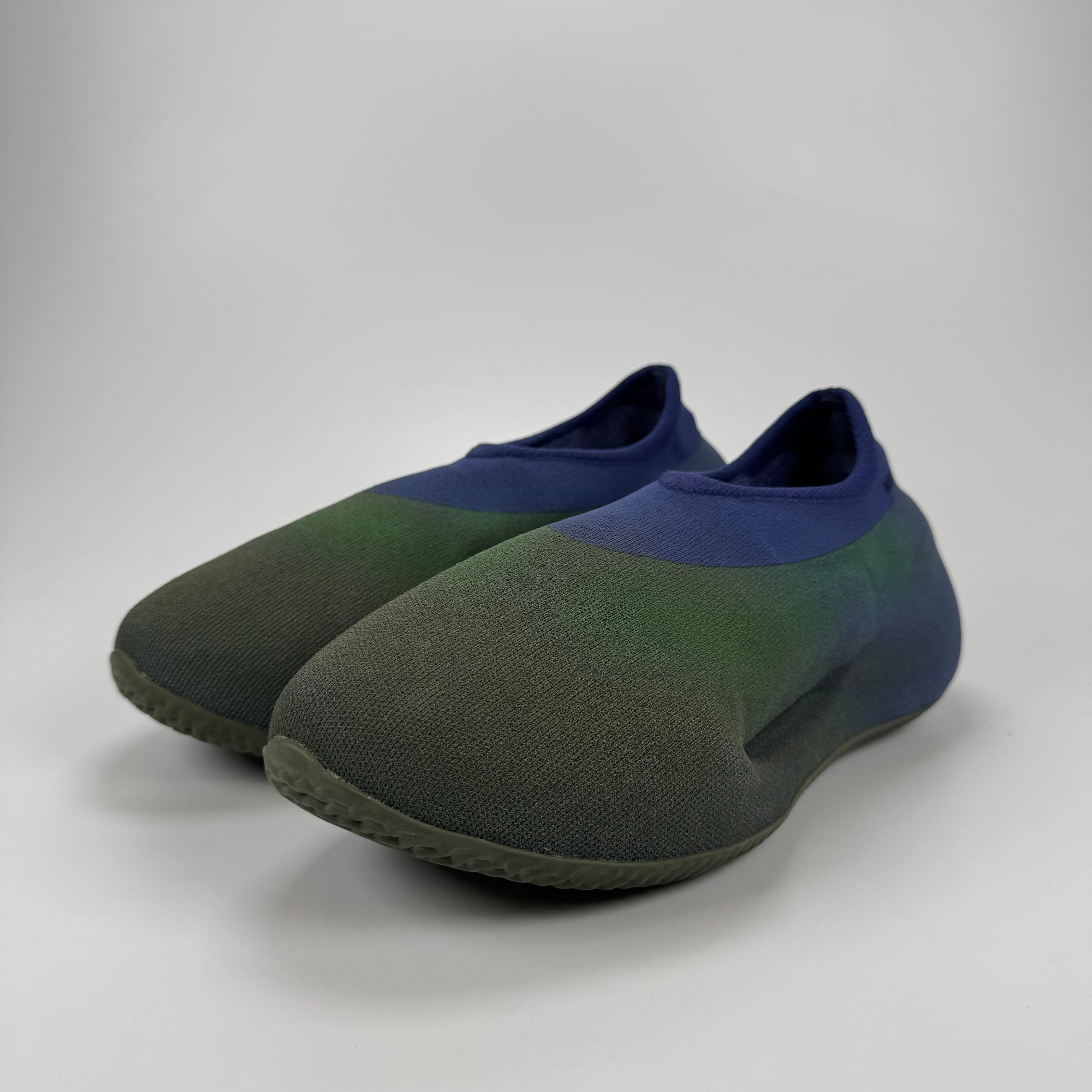 SP4336 adidas Yeezy Knit RNR Faded Azure