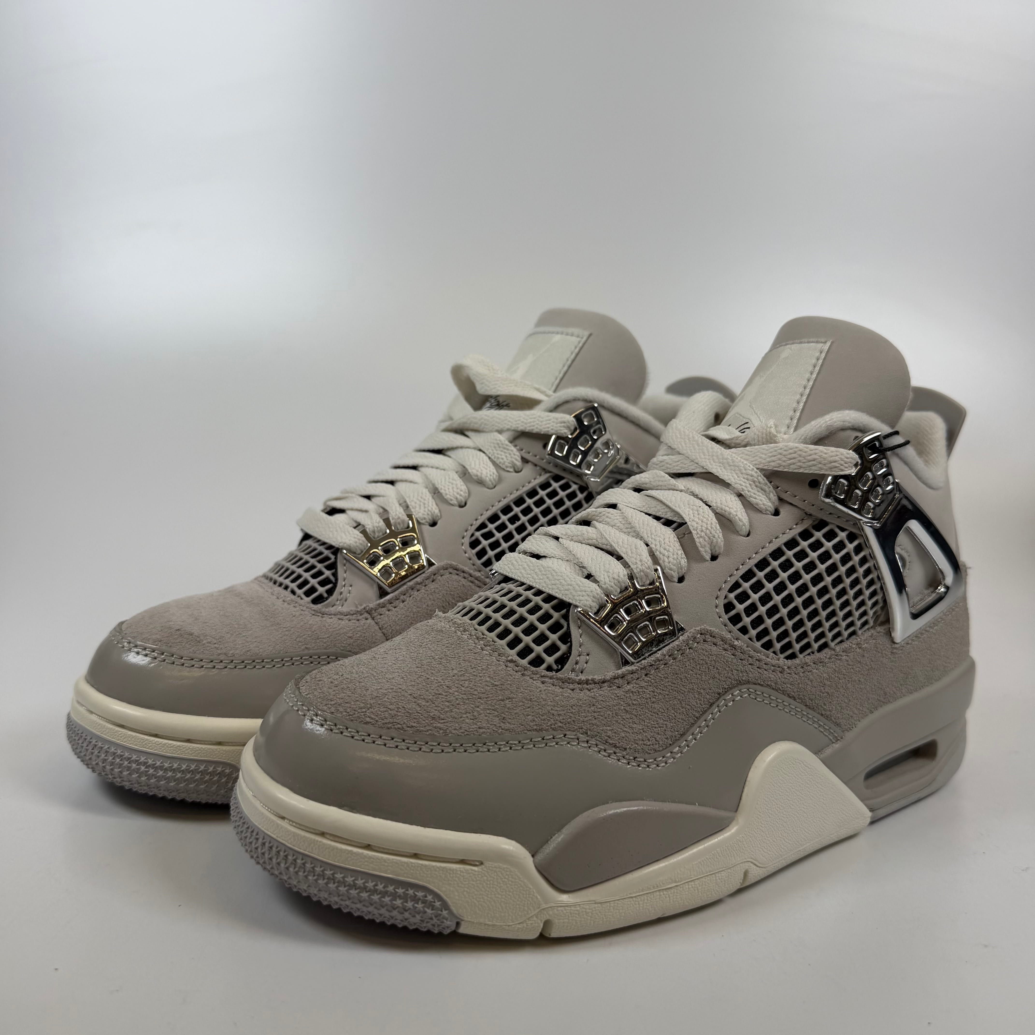345740 Jordan 4 Retro Frozen Moments (Women's)