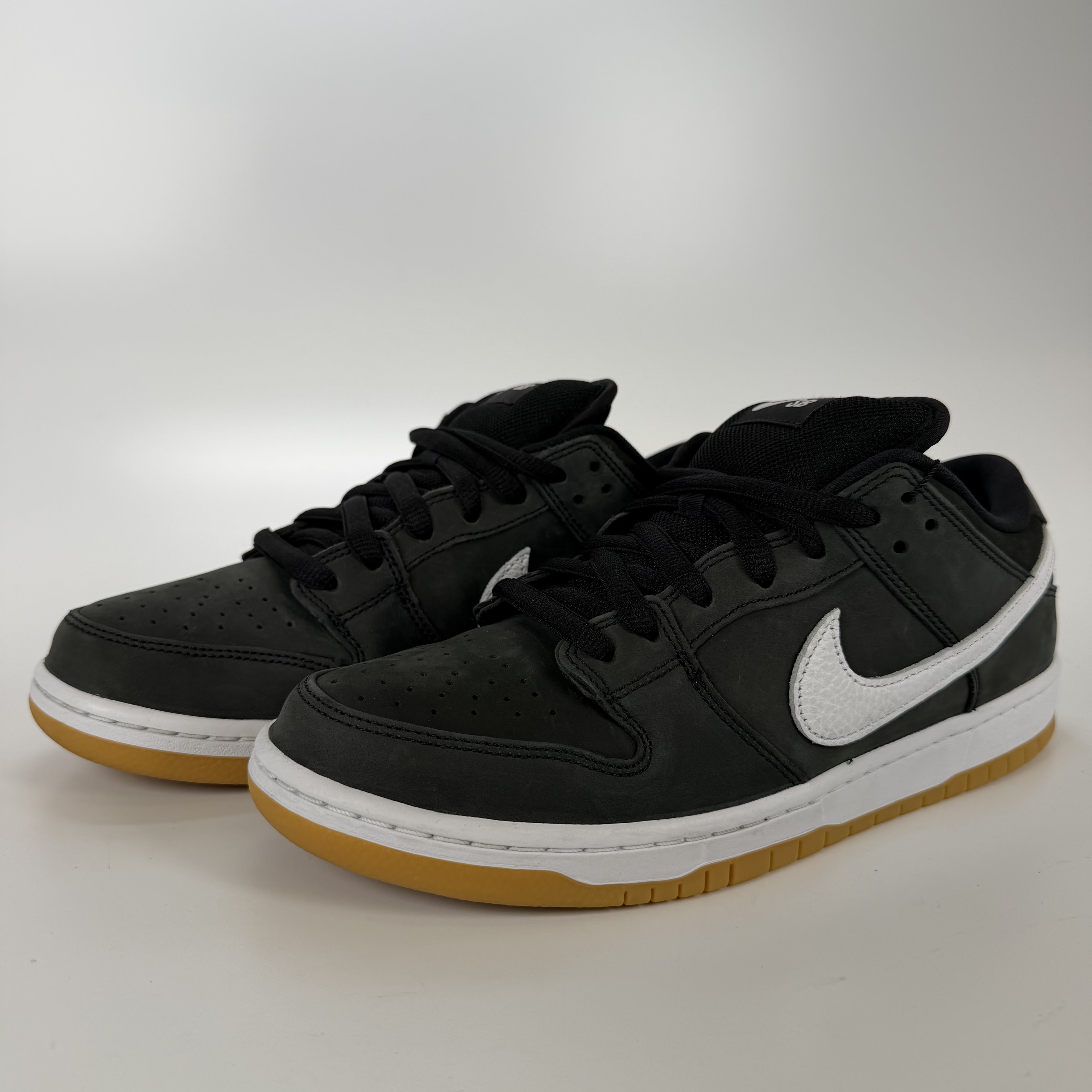 SP5720 Nike SB Dunk Low Pro Black Gum