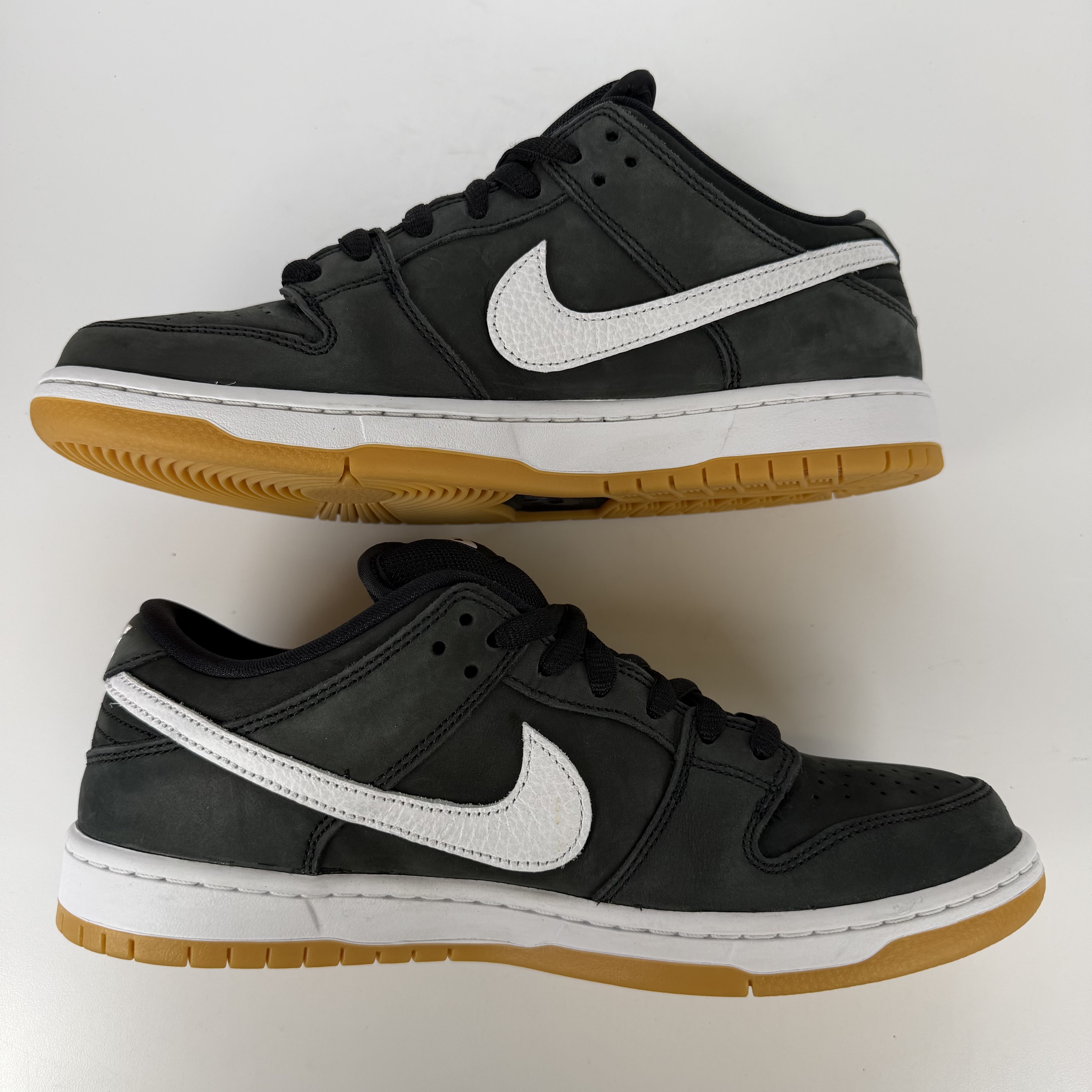 SP5720 Nike SB Dunk Low Pro Black Gum