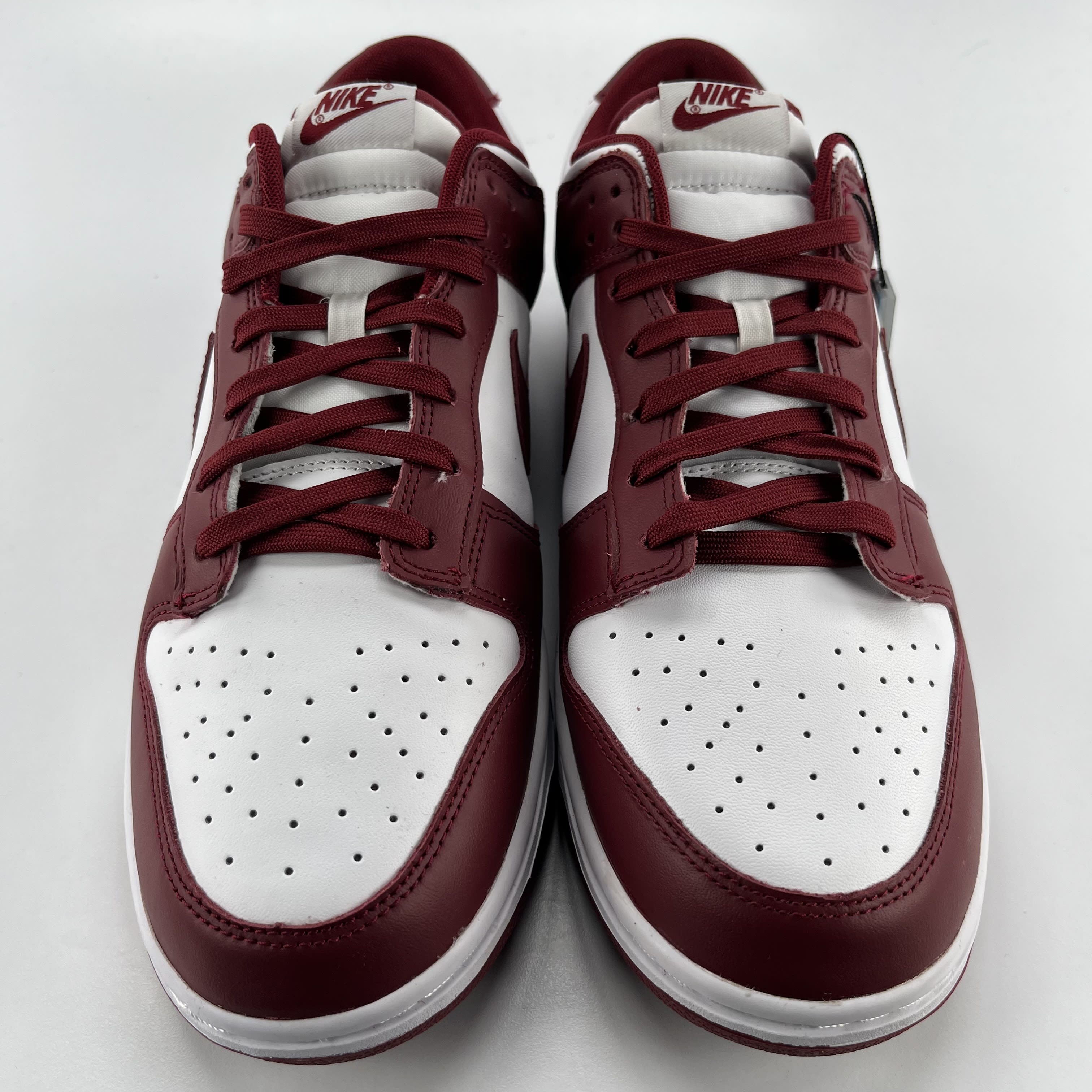 625368 Nike Dunk Low Team Red
