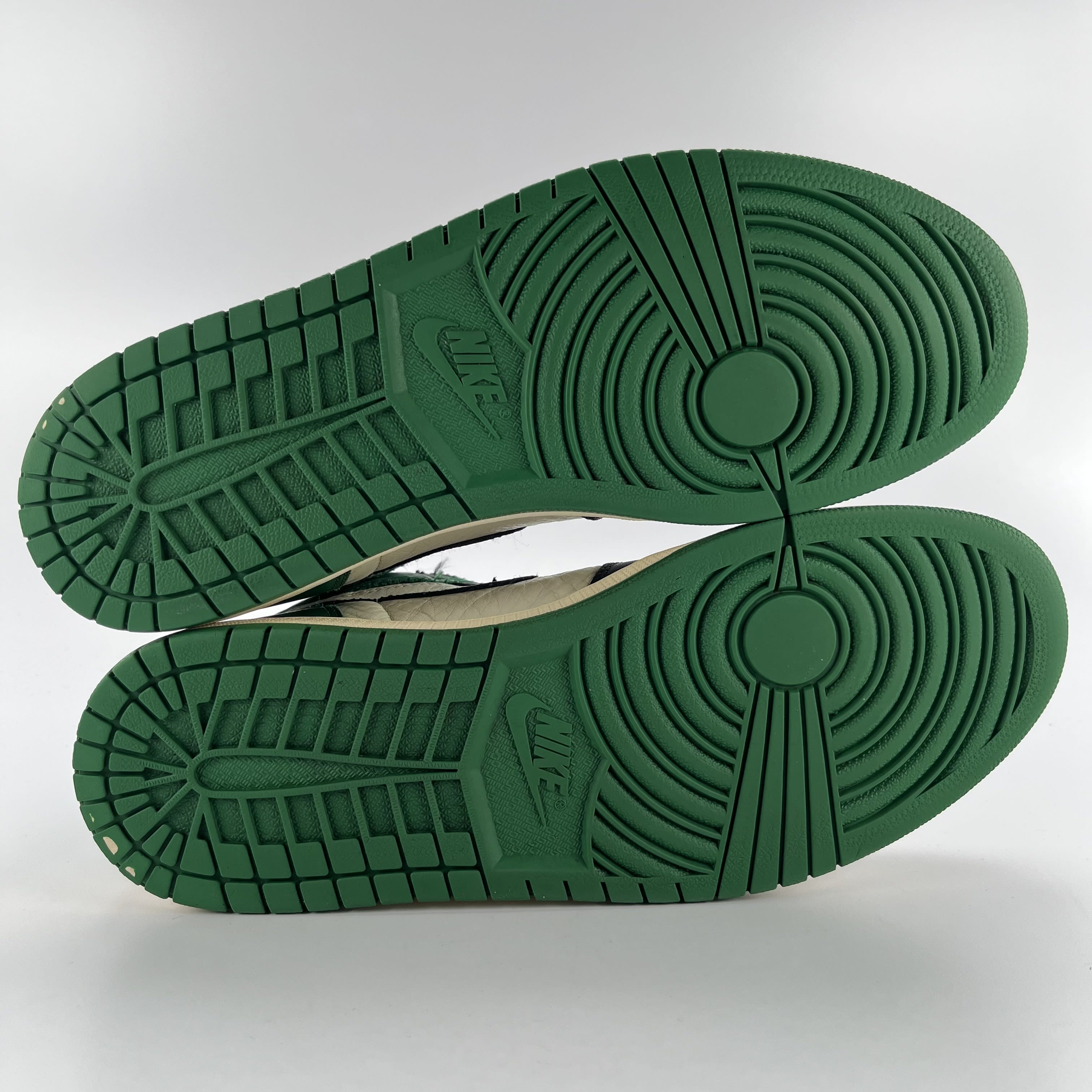 797280 Air Jordan 1 Retro High OG 'Pine Green'
