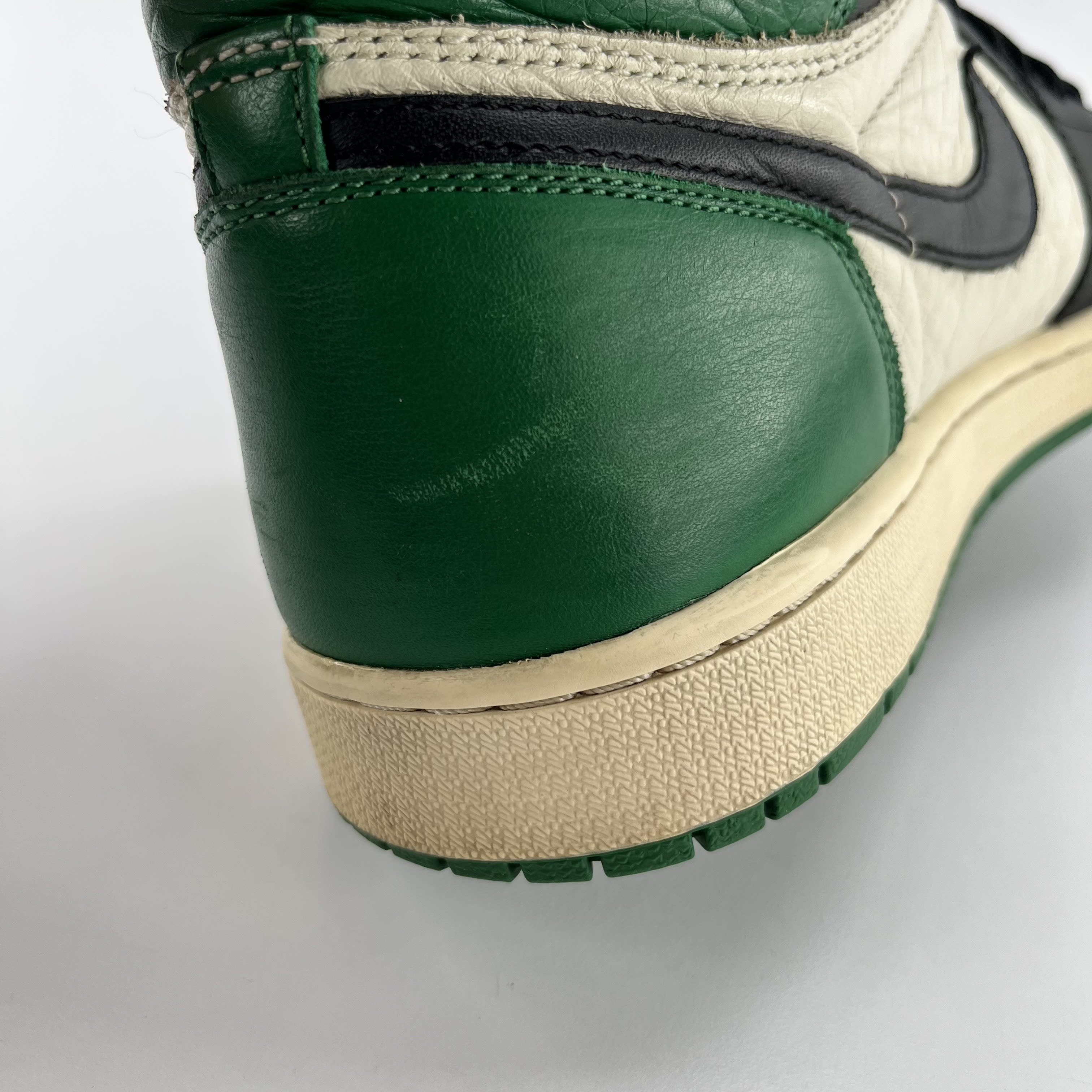 797280 Air Jordan 1 Retro High OG 'Pine Green'