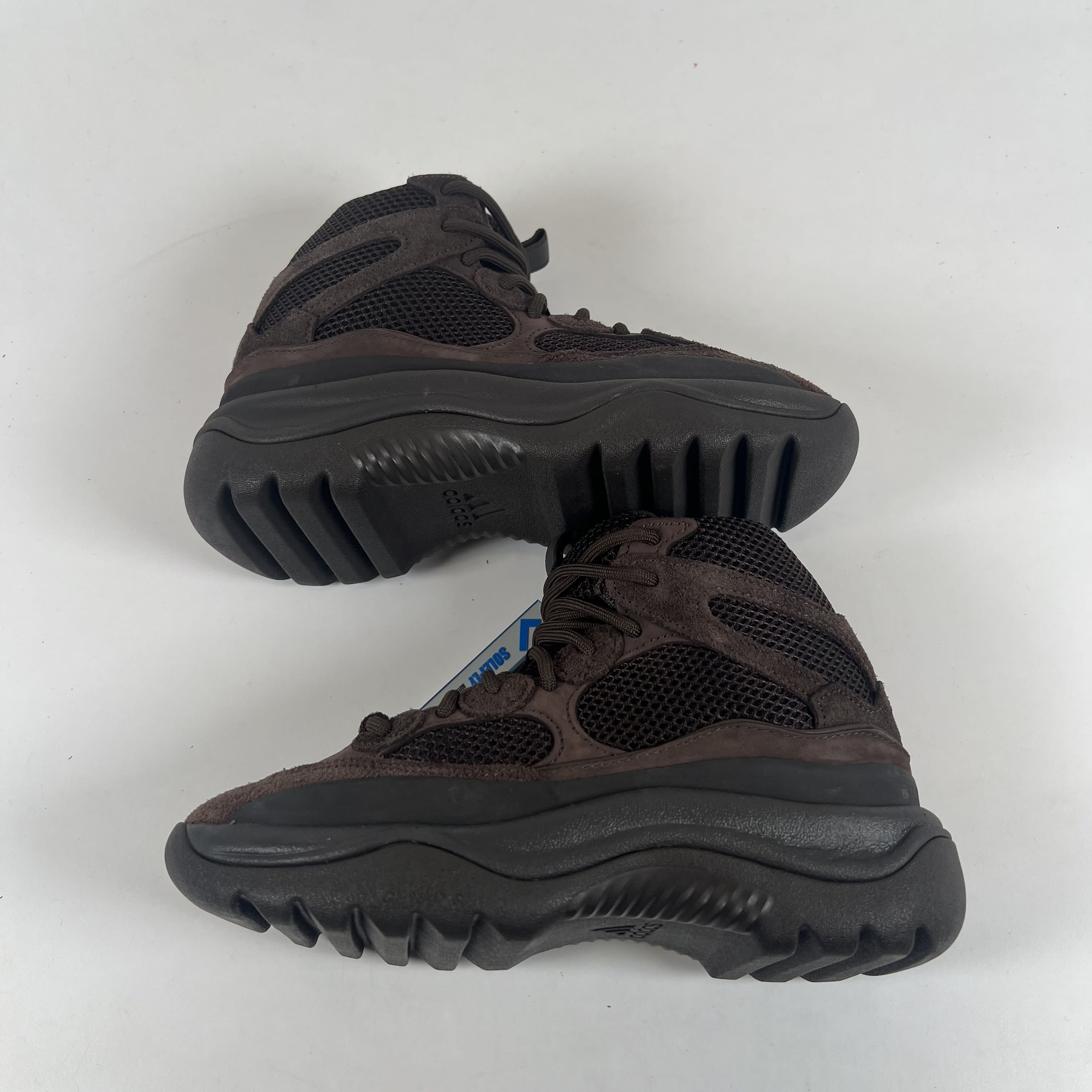 SP7232 adidas Yeezy Desert Boot Oil