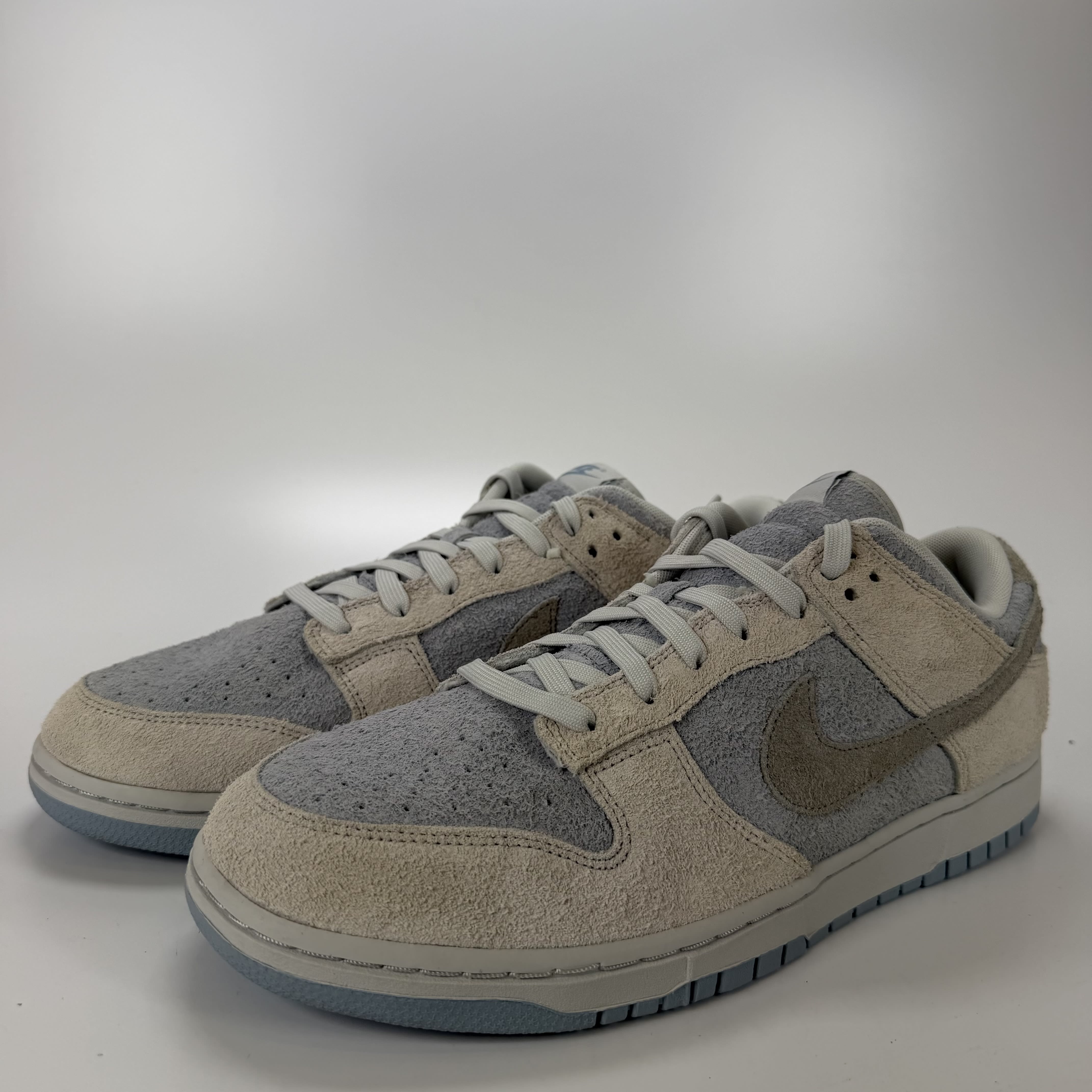 SP2089 Nike Dunk Low Light Armory Blue Photon Dust (Women's)