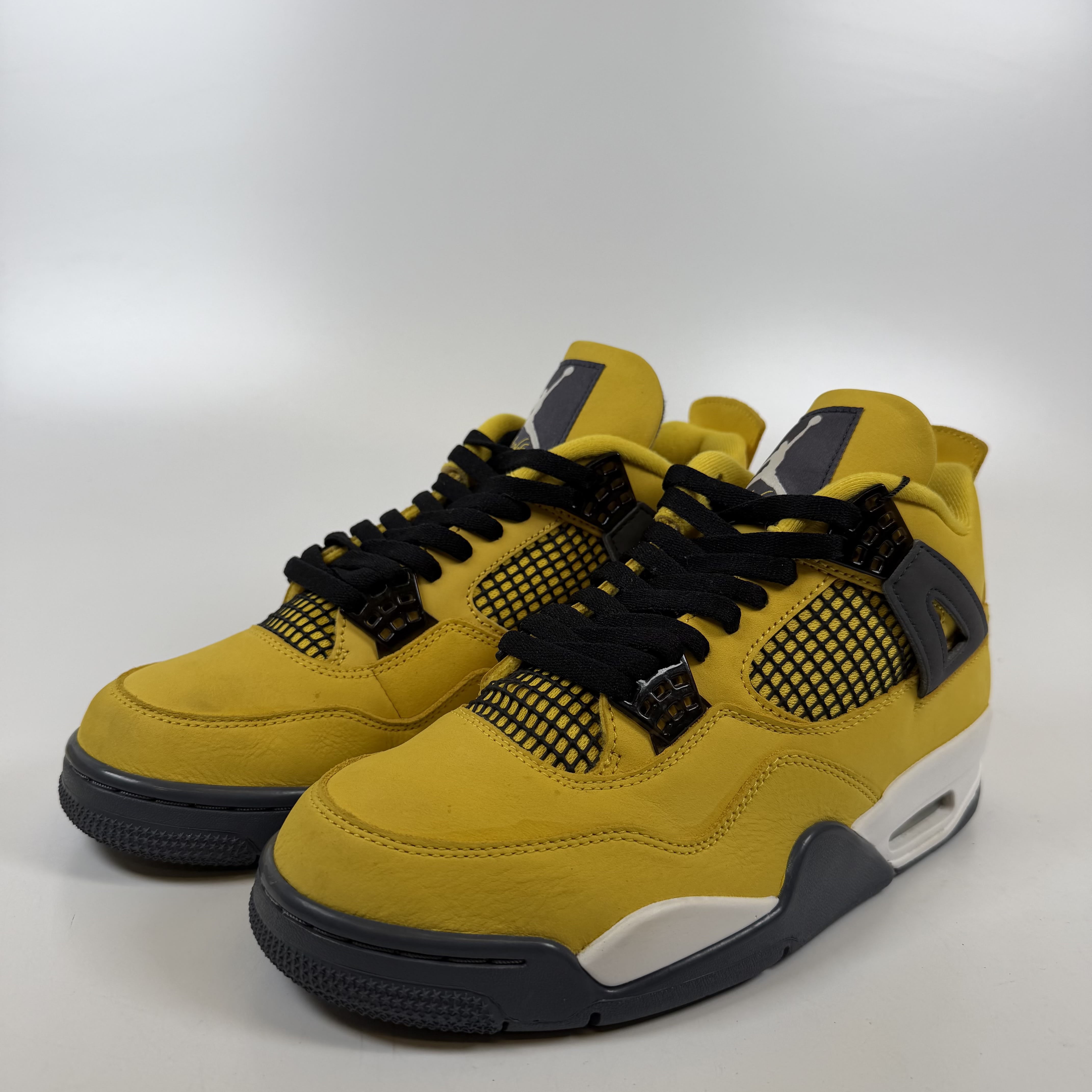 SP11447 Jordan 4 Retro Lightning (2021)