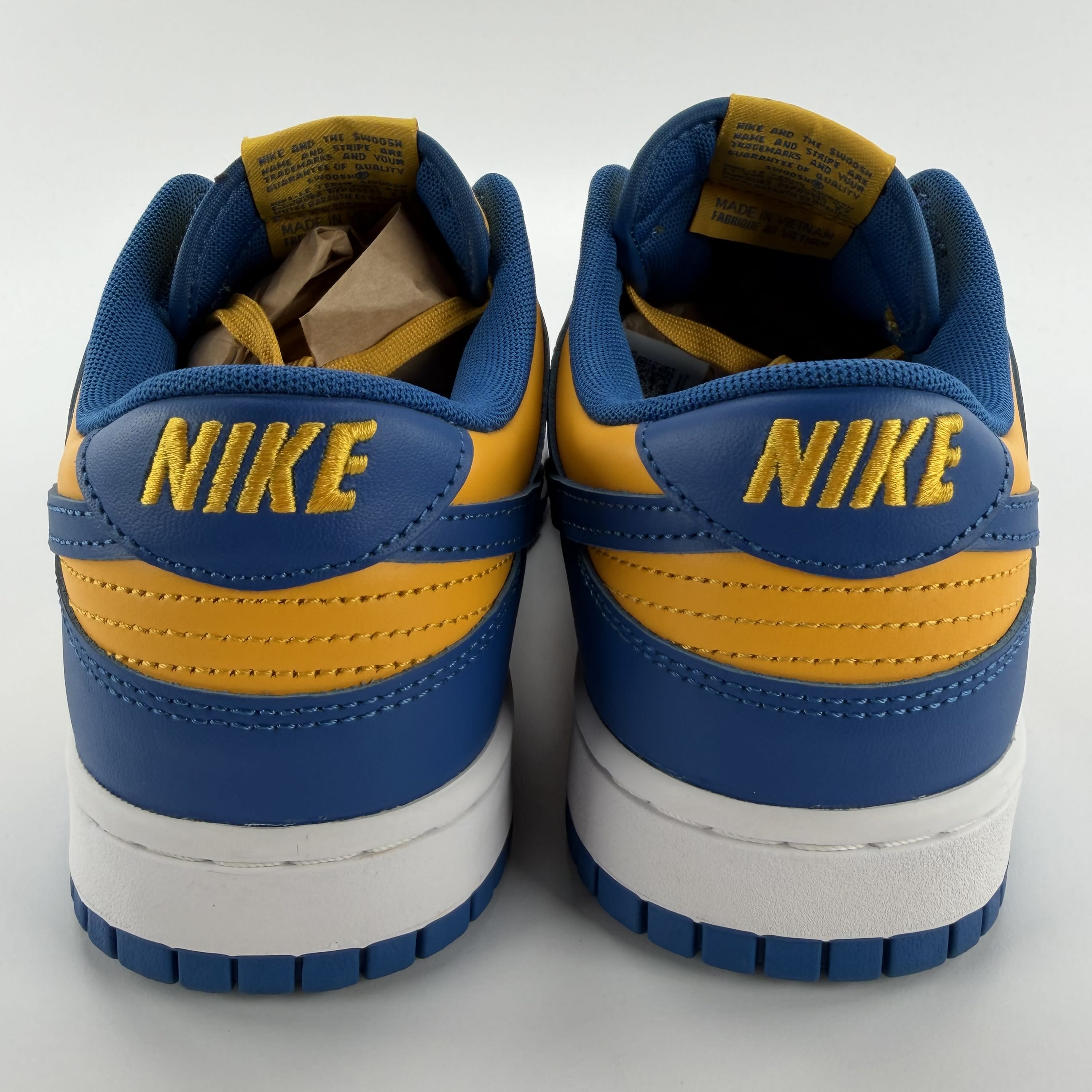 518160 Nike Dunk Low UCLA