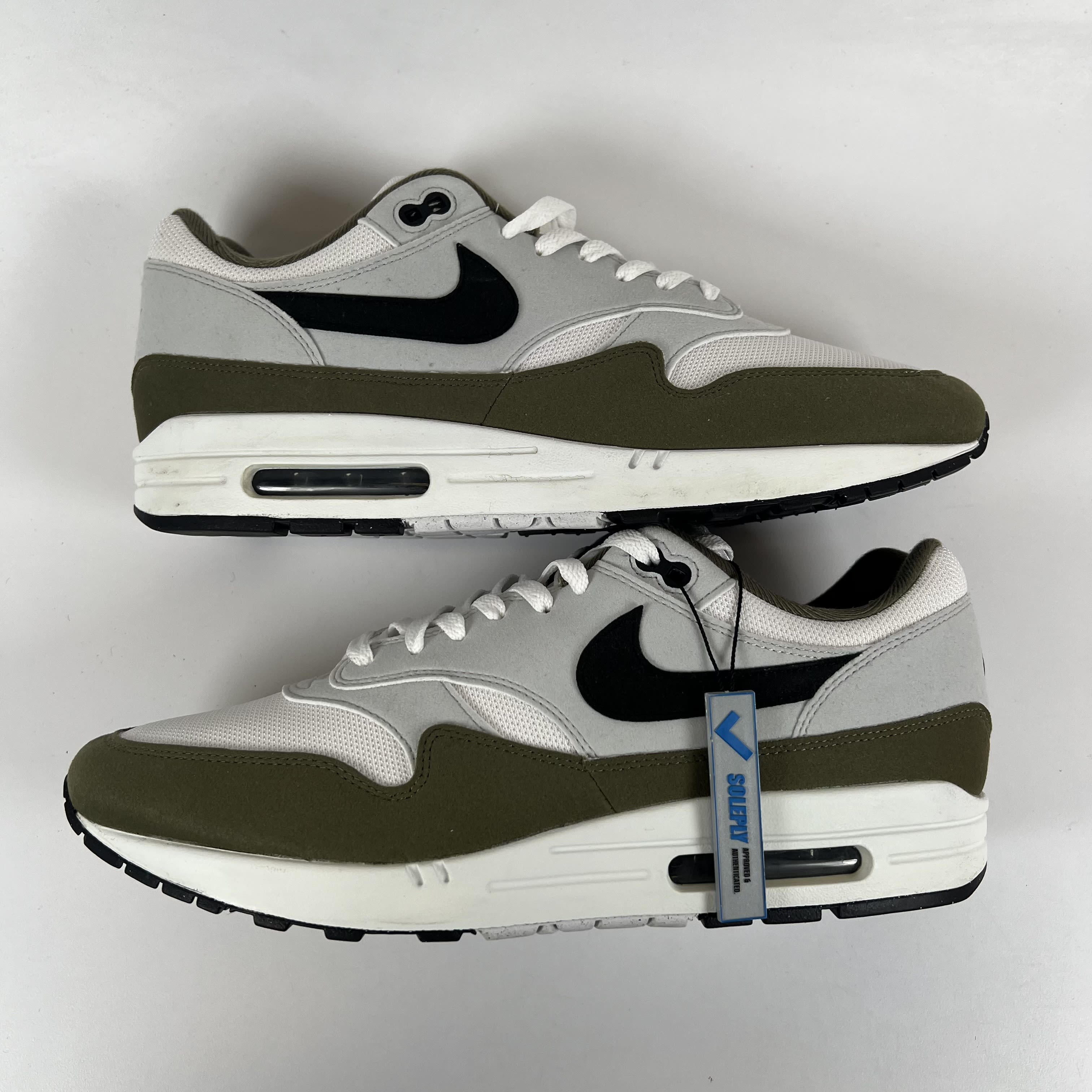 SP7842 Nike Air Max 1 White Black Medium Olive