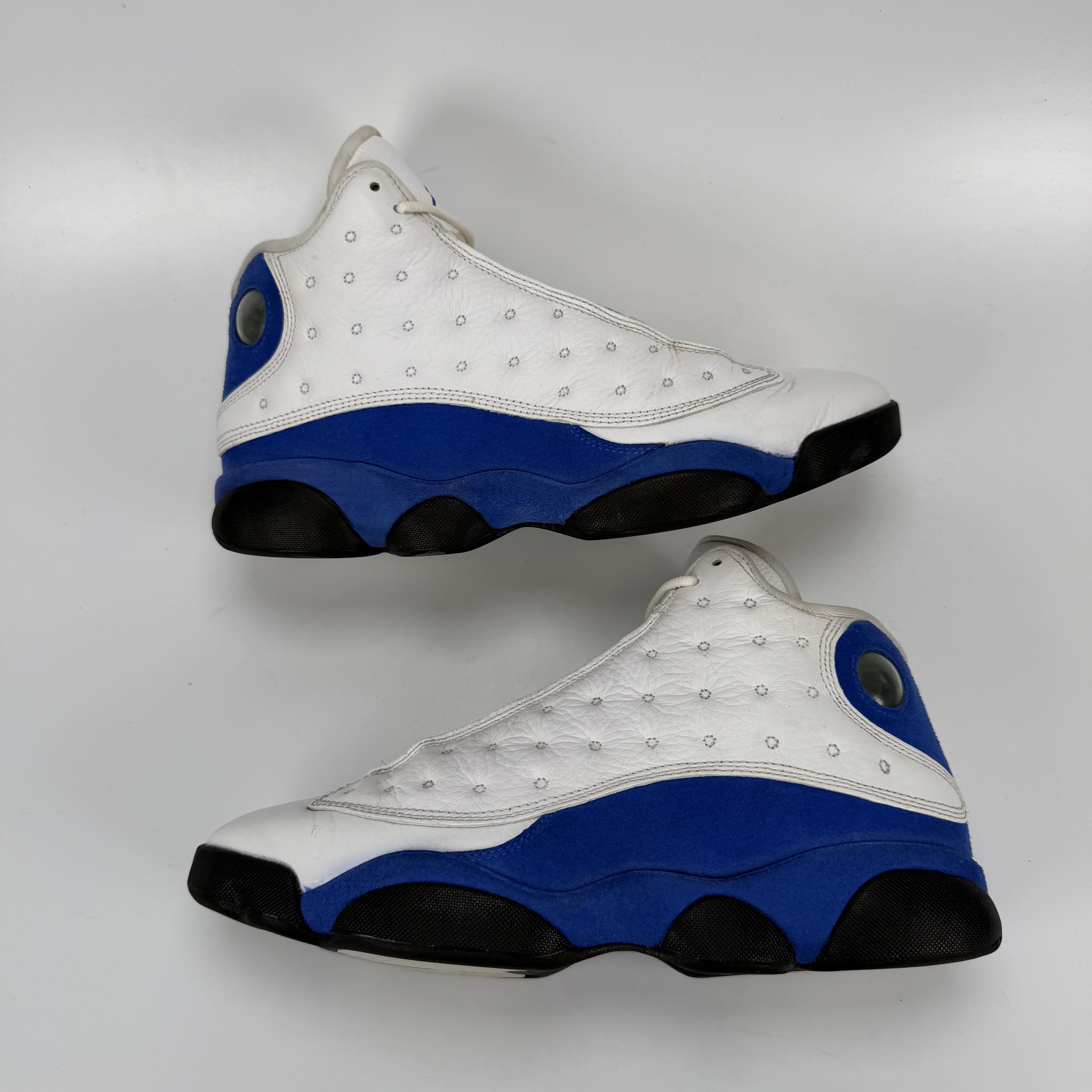 786749 Jordan 13 Retro White Hyper Royal Black