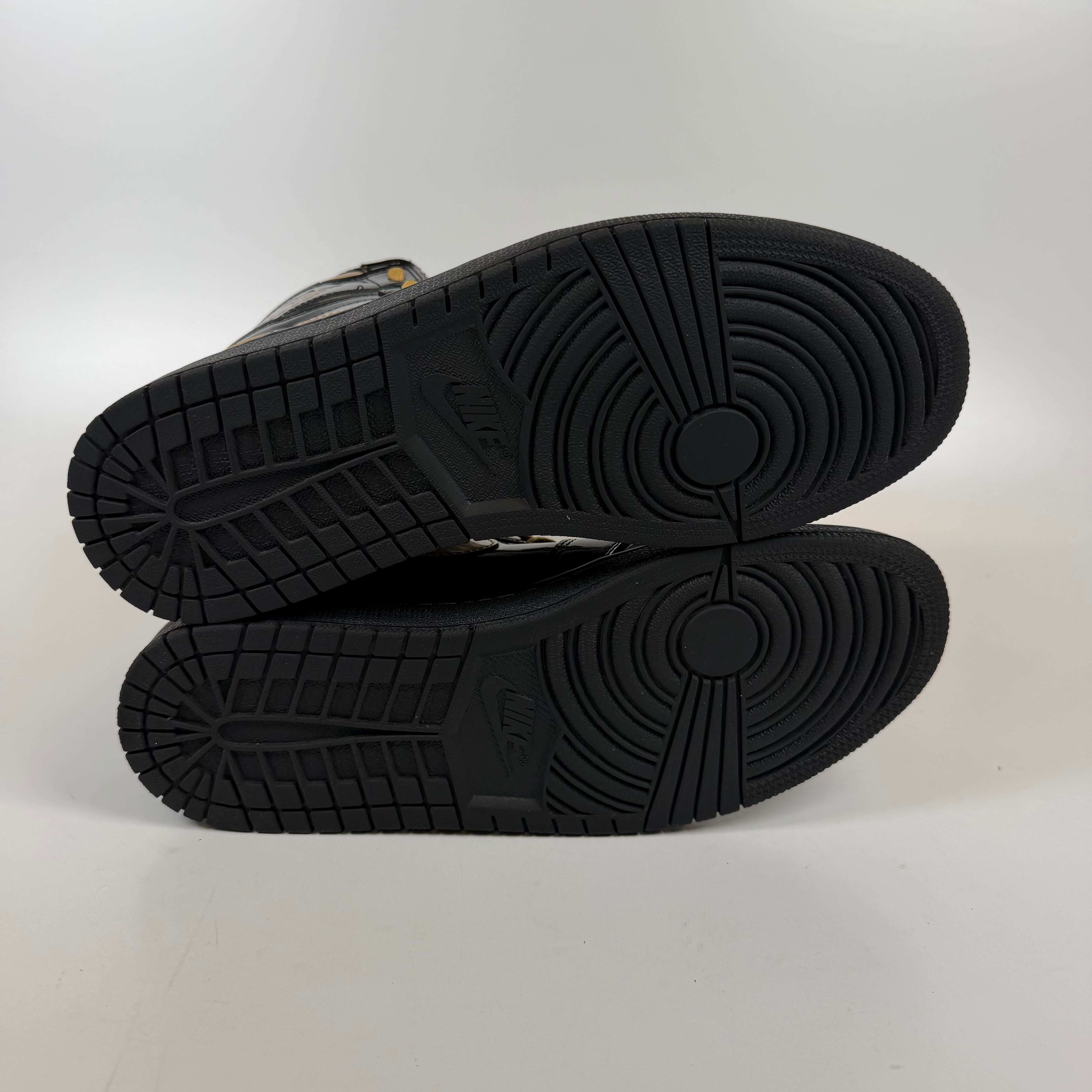 SP11273 Jordan 1 Retro High Black Metallic Gold (2020)