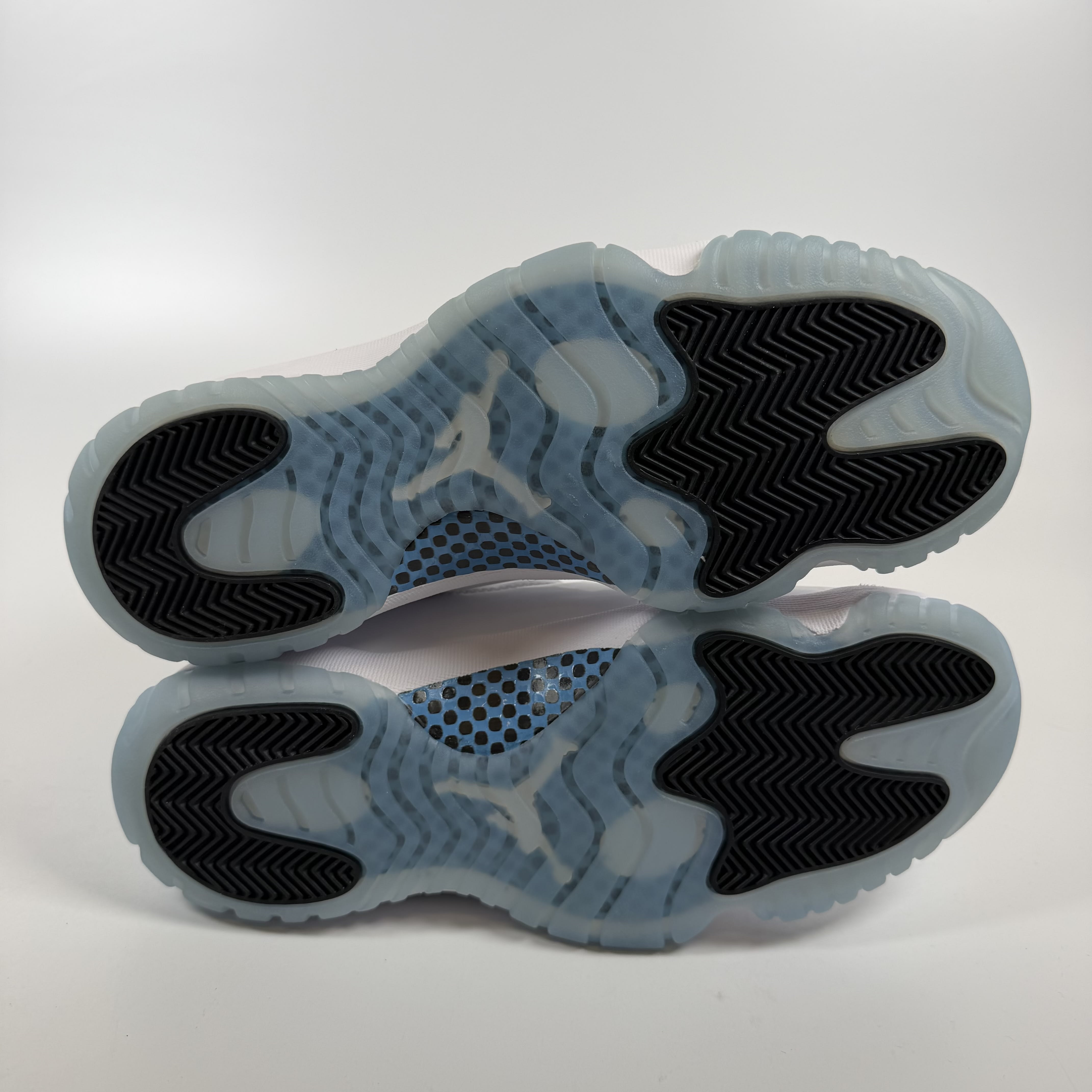 SP4871 Jordan 11 Retro Legend Blue (2024)