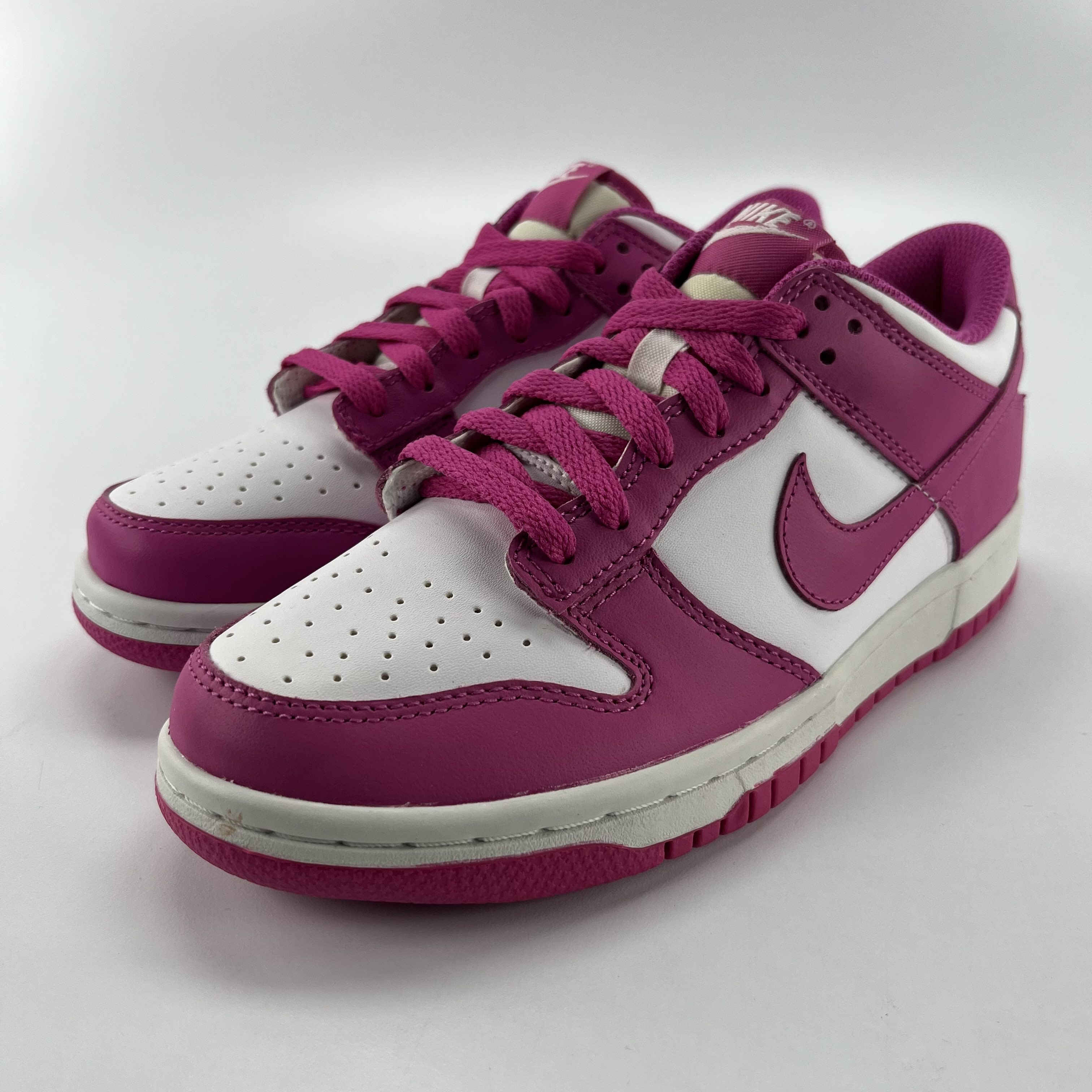 392766 Nike Dunk Low Active Fuchsia (GS)