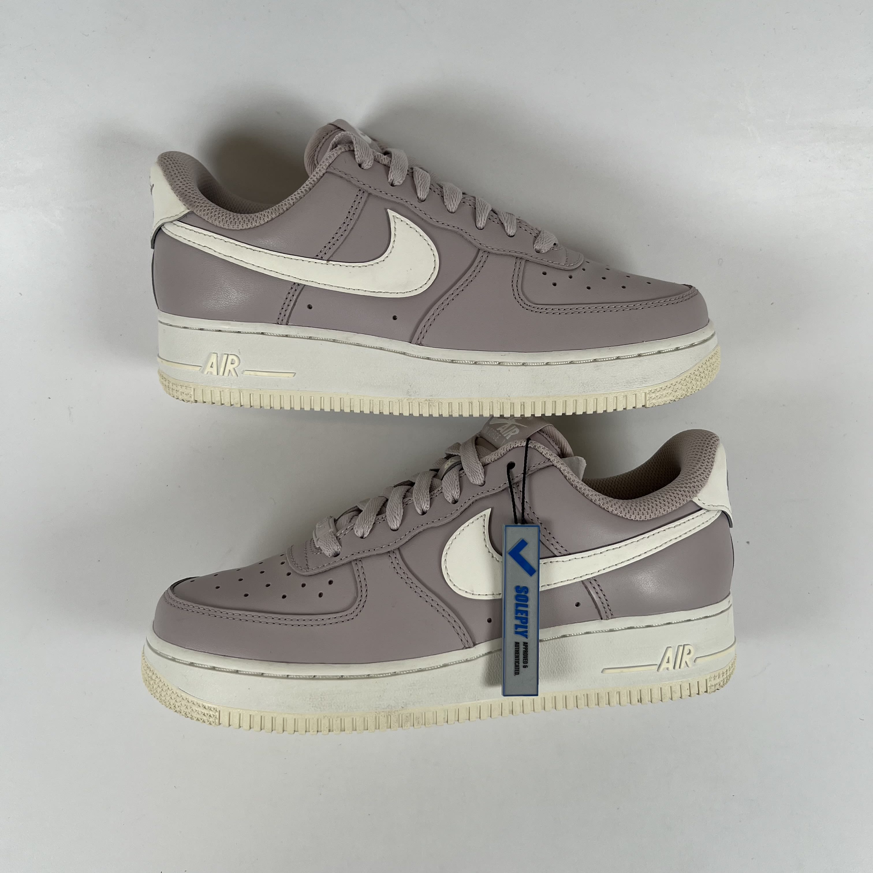 SP7140 Nike Wmns Air Force 1 '07 EasyOn 'Platinum Violet'