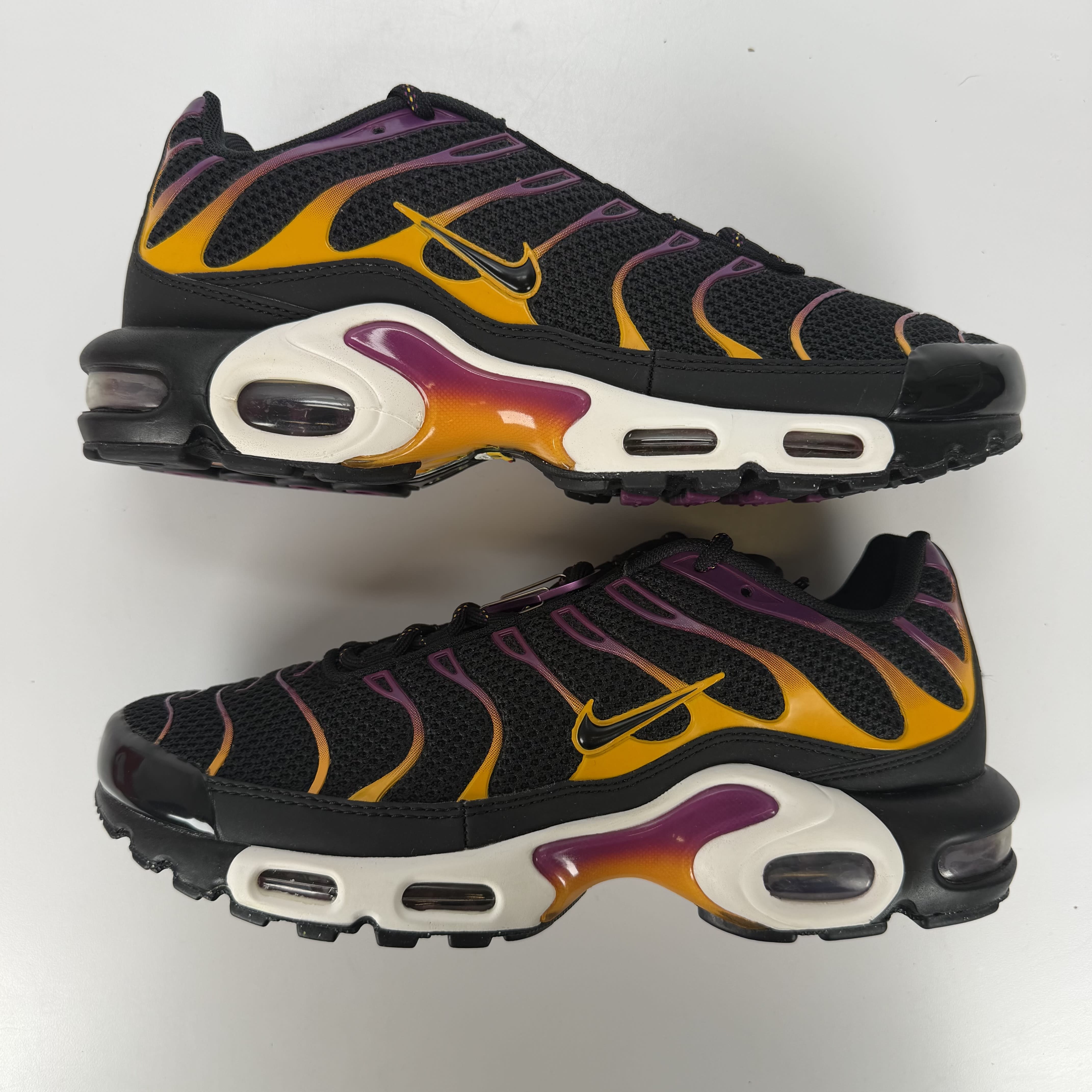 SP6340 Nike Air Max Plus University Gold Viotech Purple