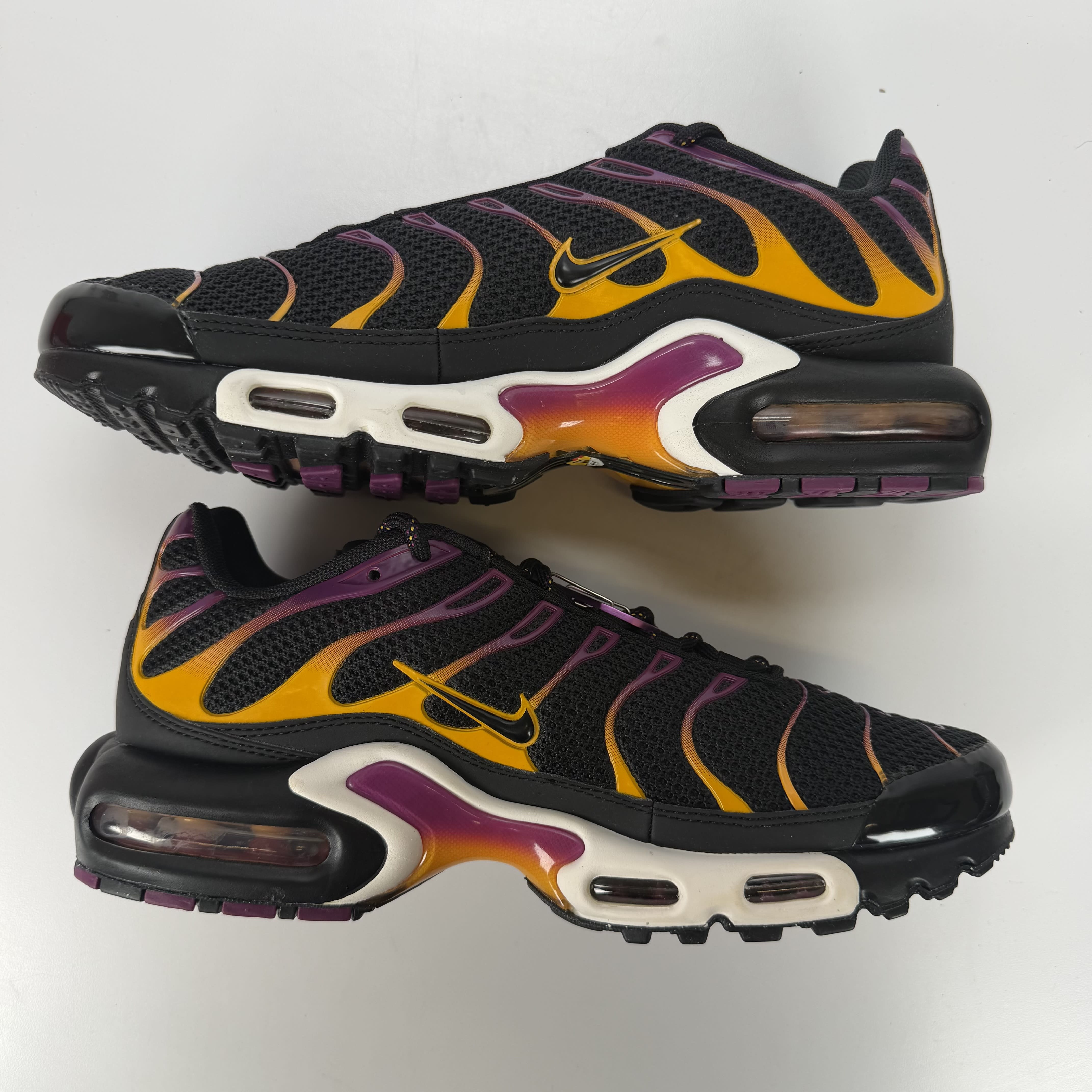 SP6340 Nike Air Max Plus University Gold Viotech Purple