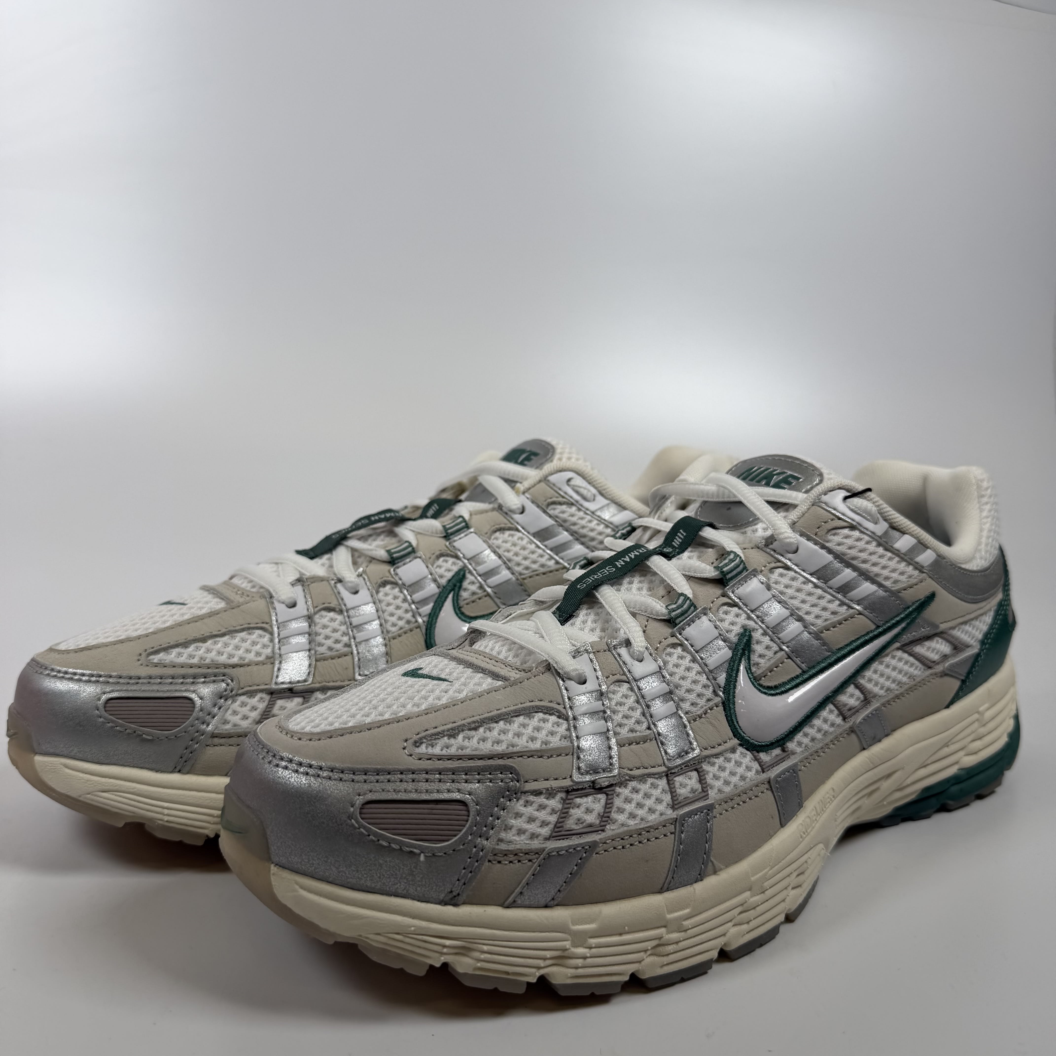 SP7920 Nike P-6000 Premium Light Bone Bicoastal Green
