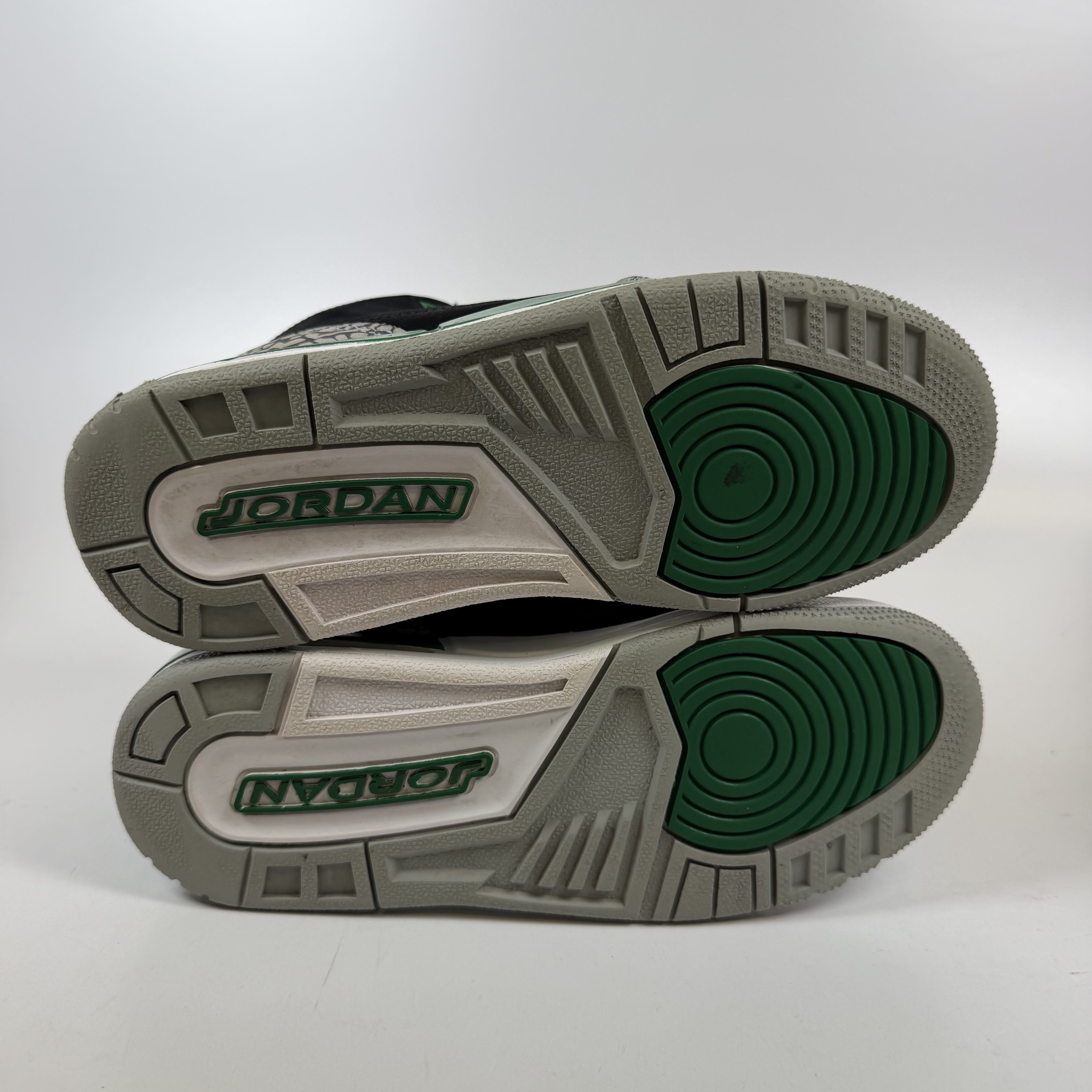 SP7397 Air Jordan 3 Retro GS 'Pine Green'