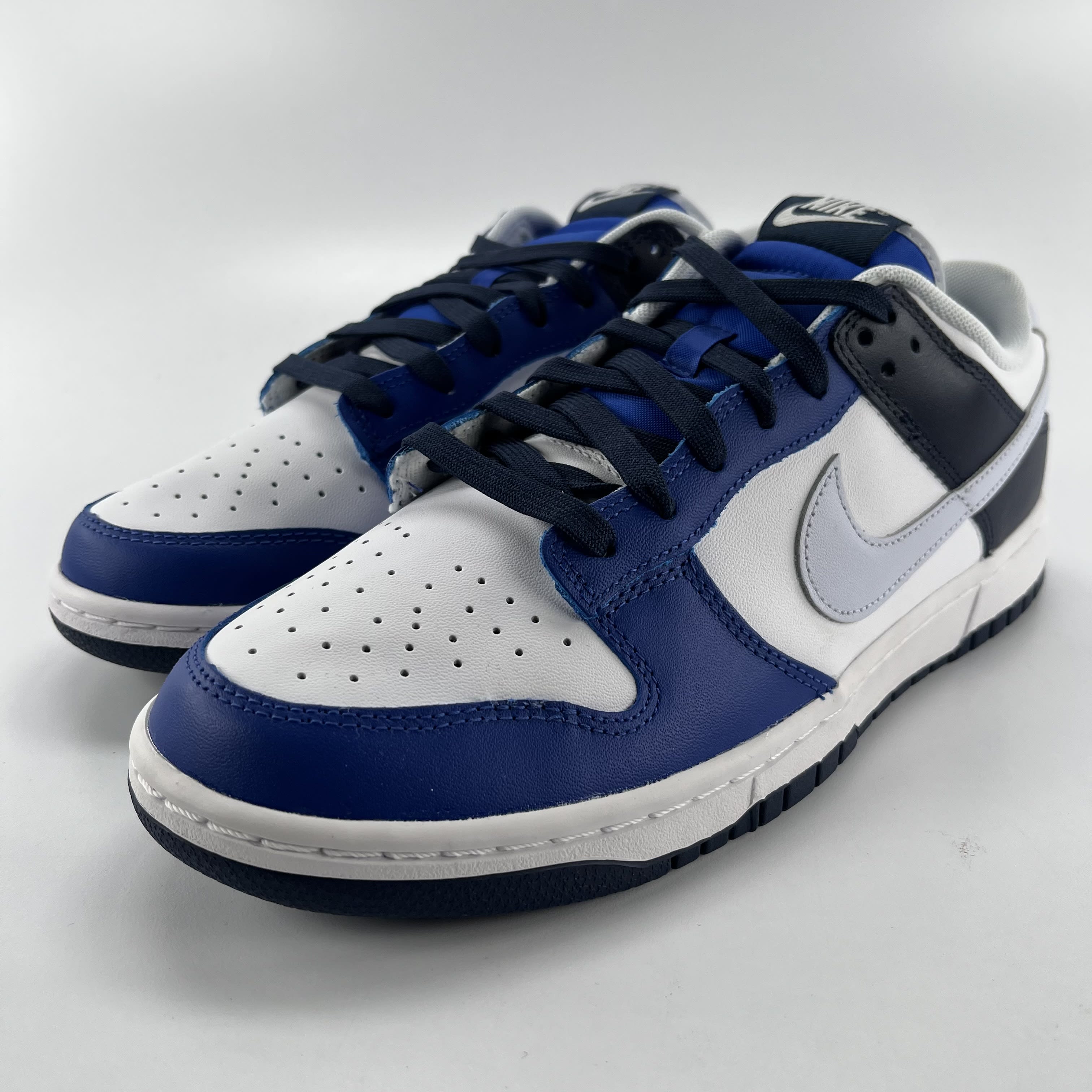 268796 Nike Dunk Low Game Royal Navy