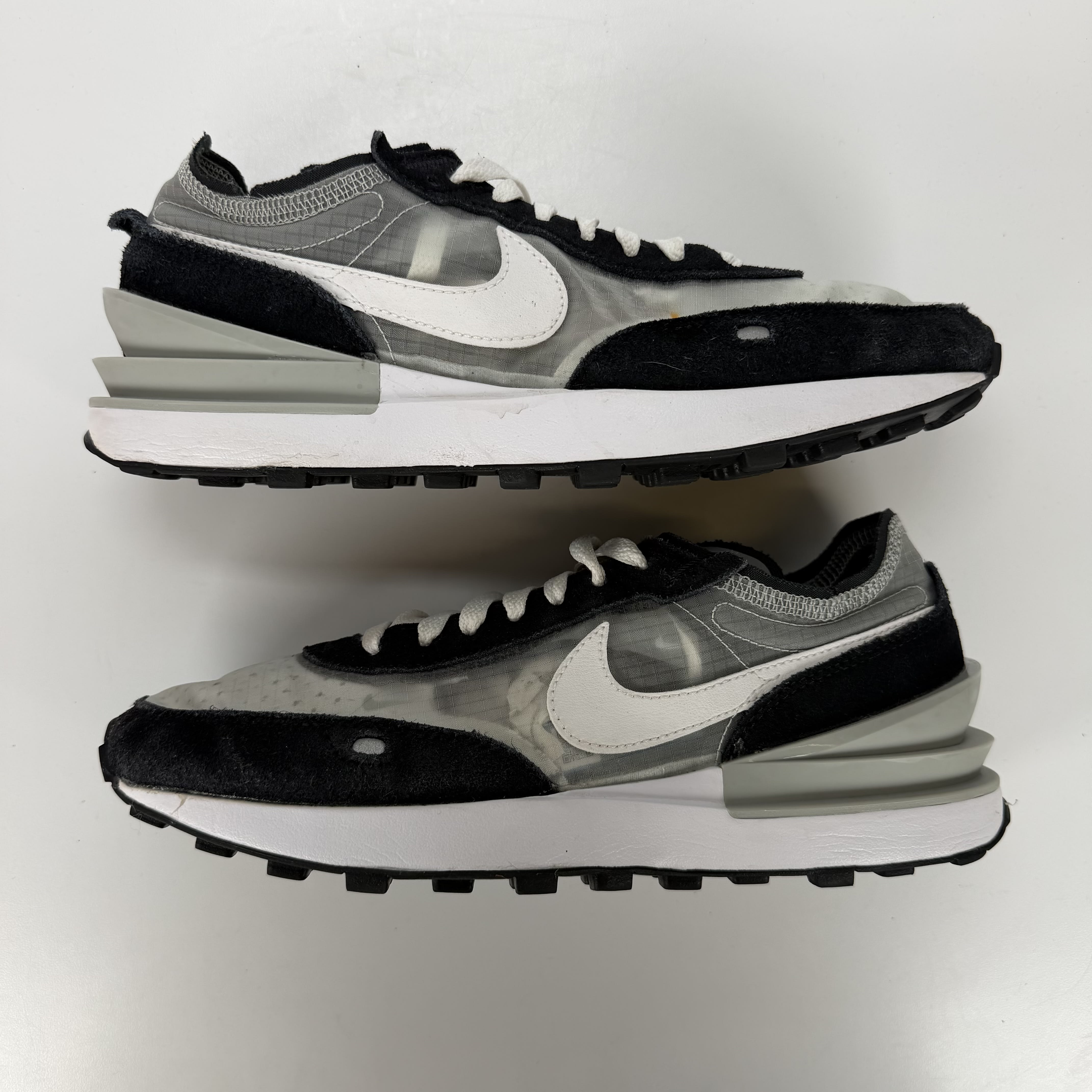 SP5734 Nike Waffle One SE Grey Fog