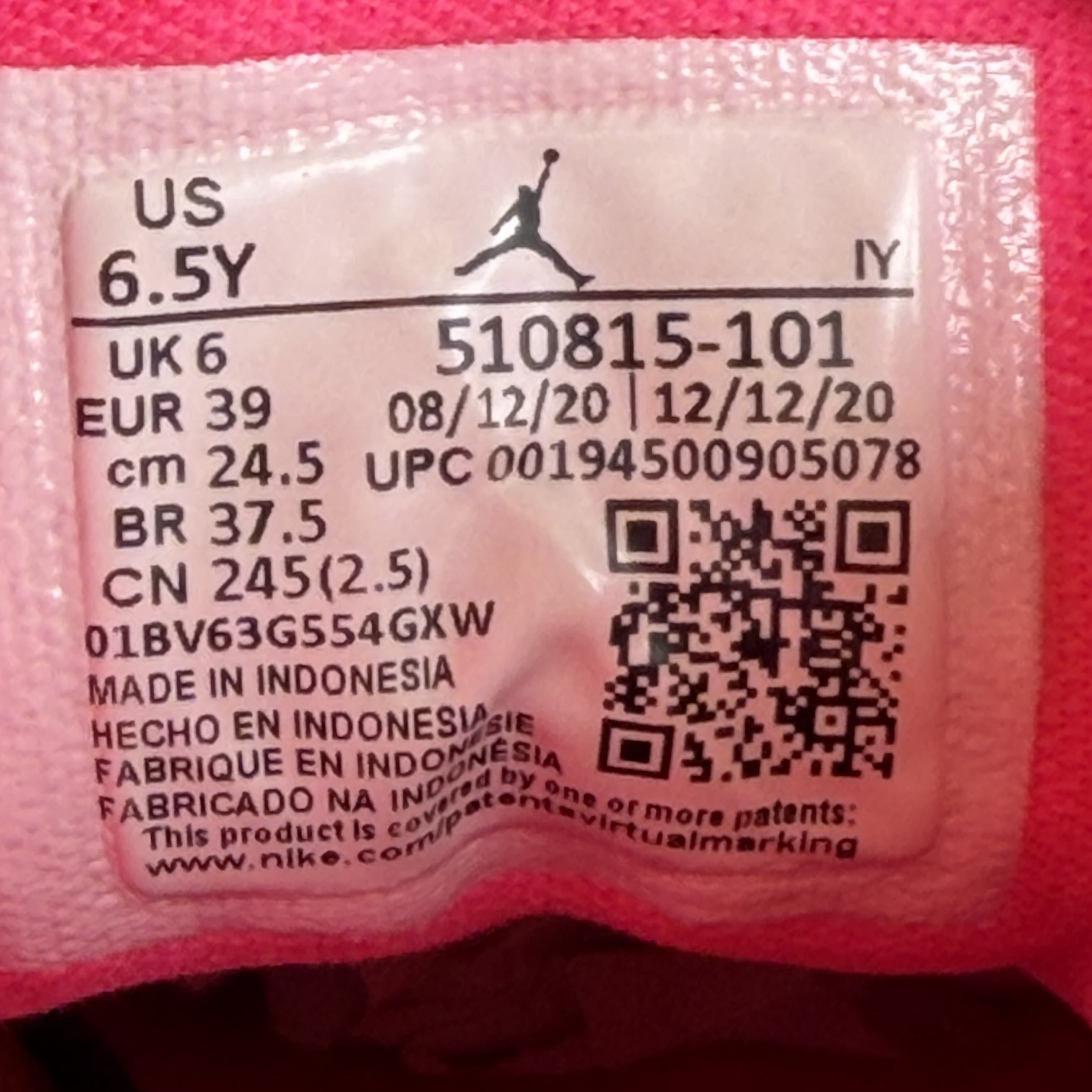 SP4457 Jordan 12 Retro Arctic Punch (GS)