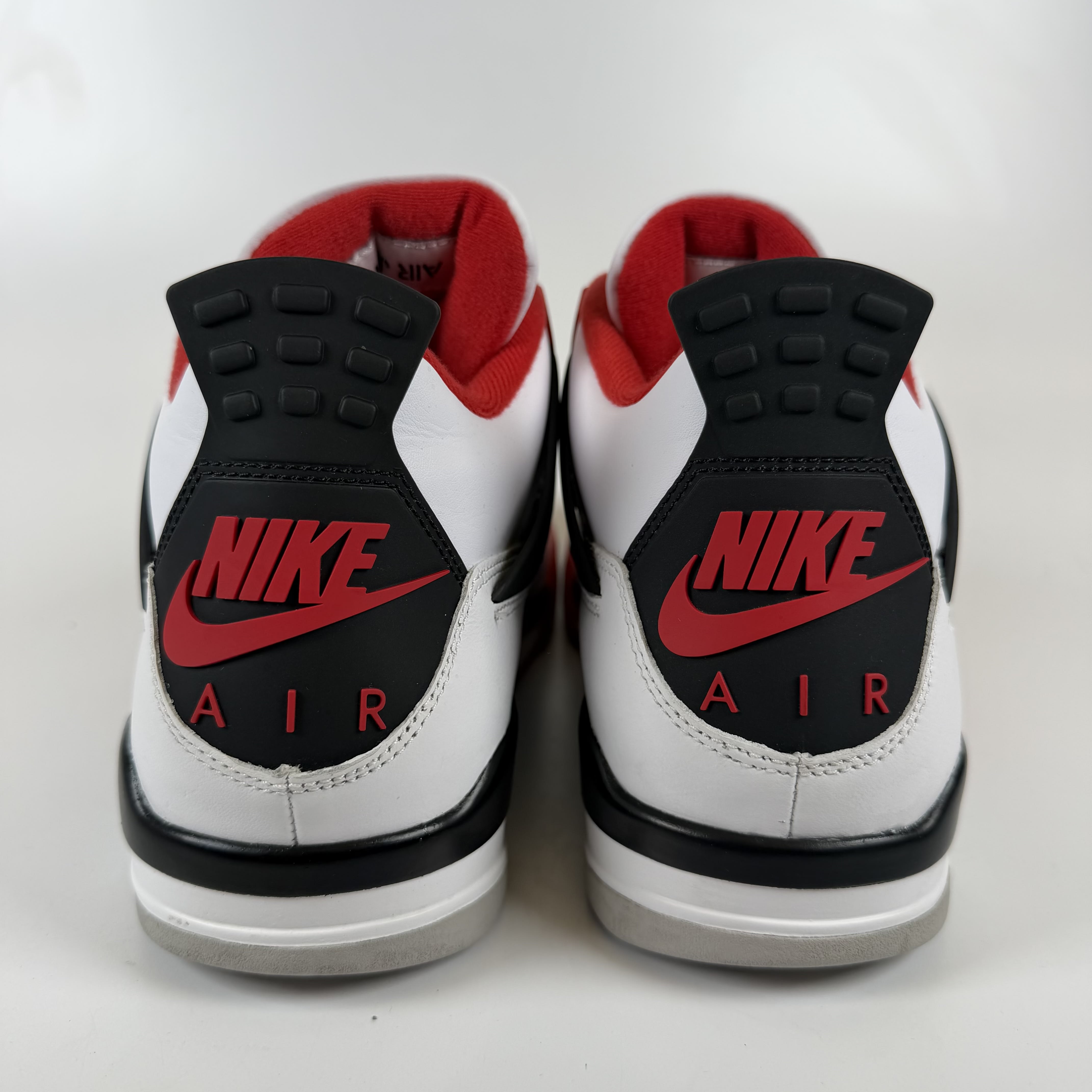 SP5753 Jordan 4 Retro Fire Red (2020)