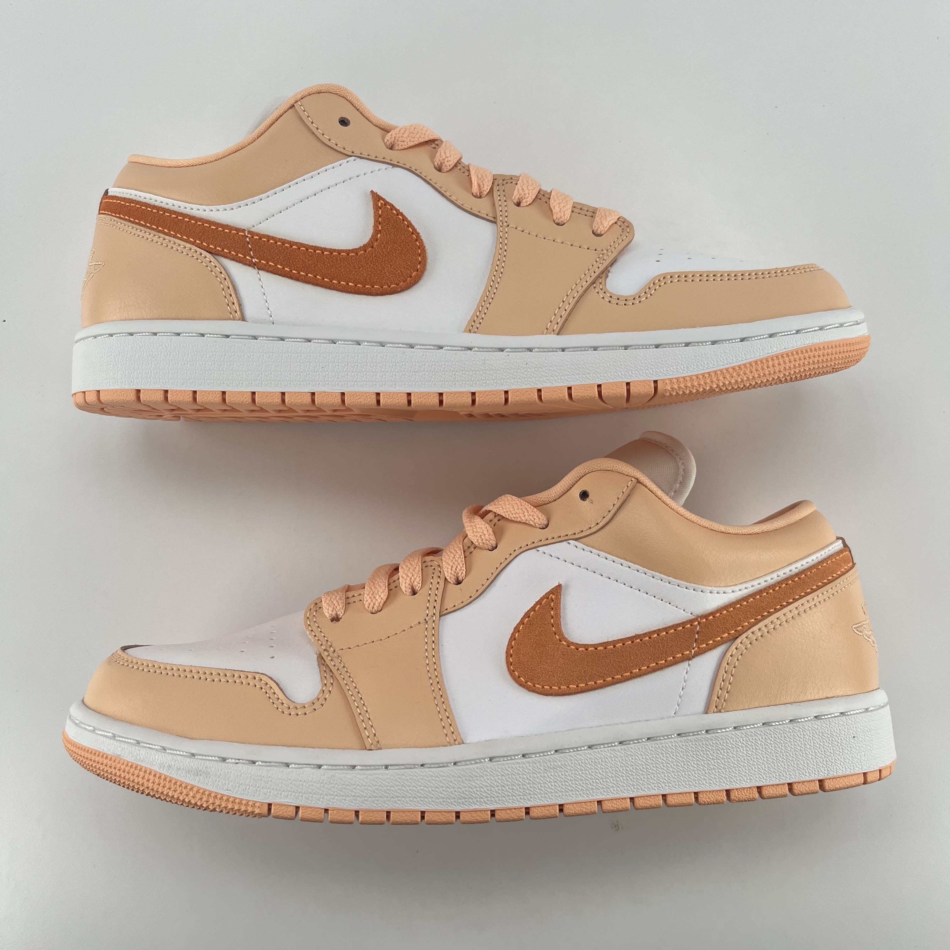 340043 Wmns Air Jordan 1 Low 'Sunset Haze'