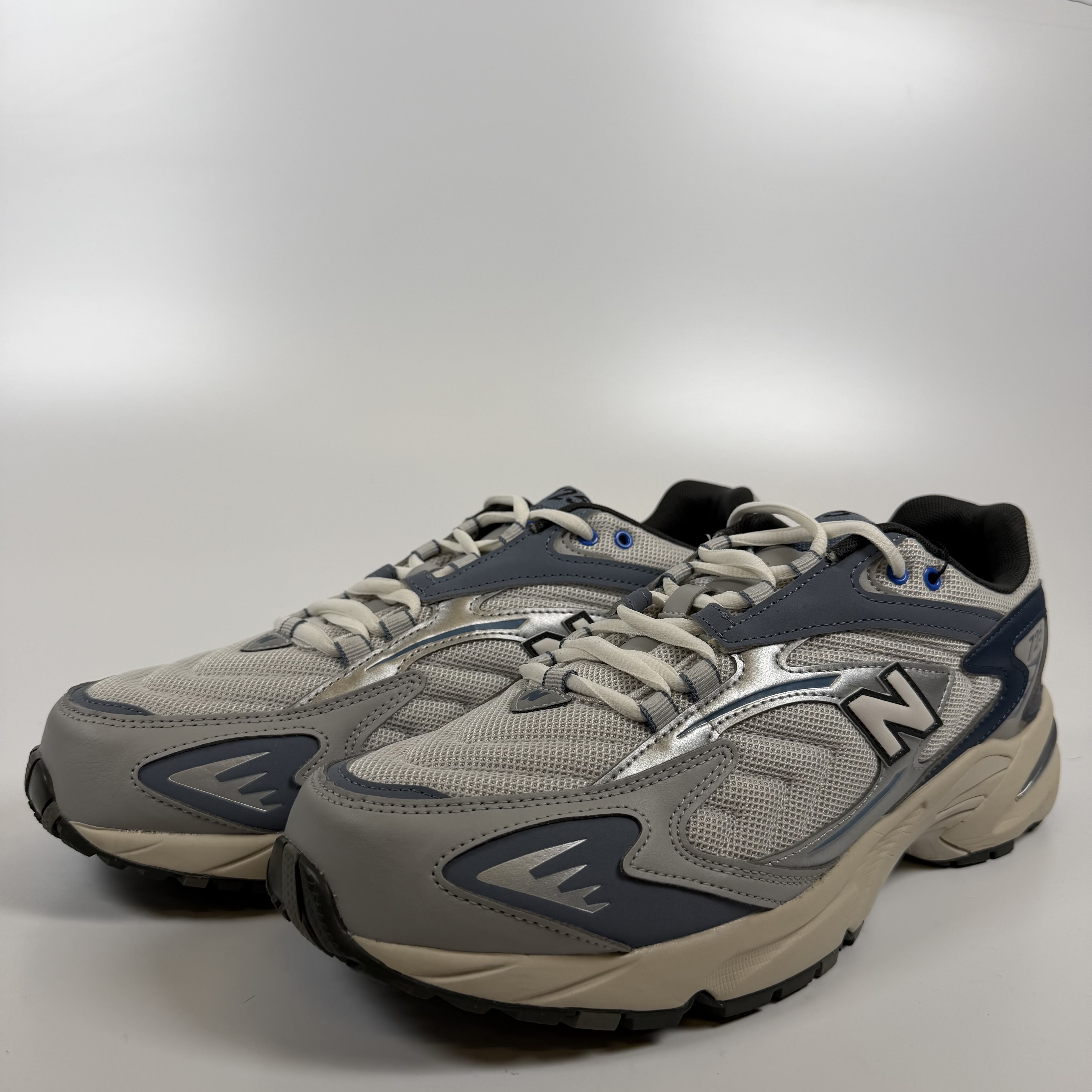 SP9474 New Balance 725 Blue/Grey