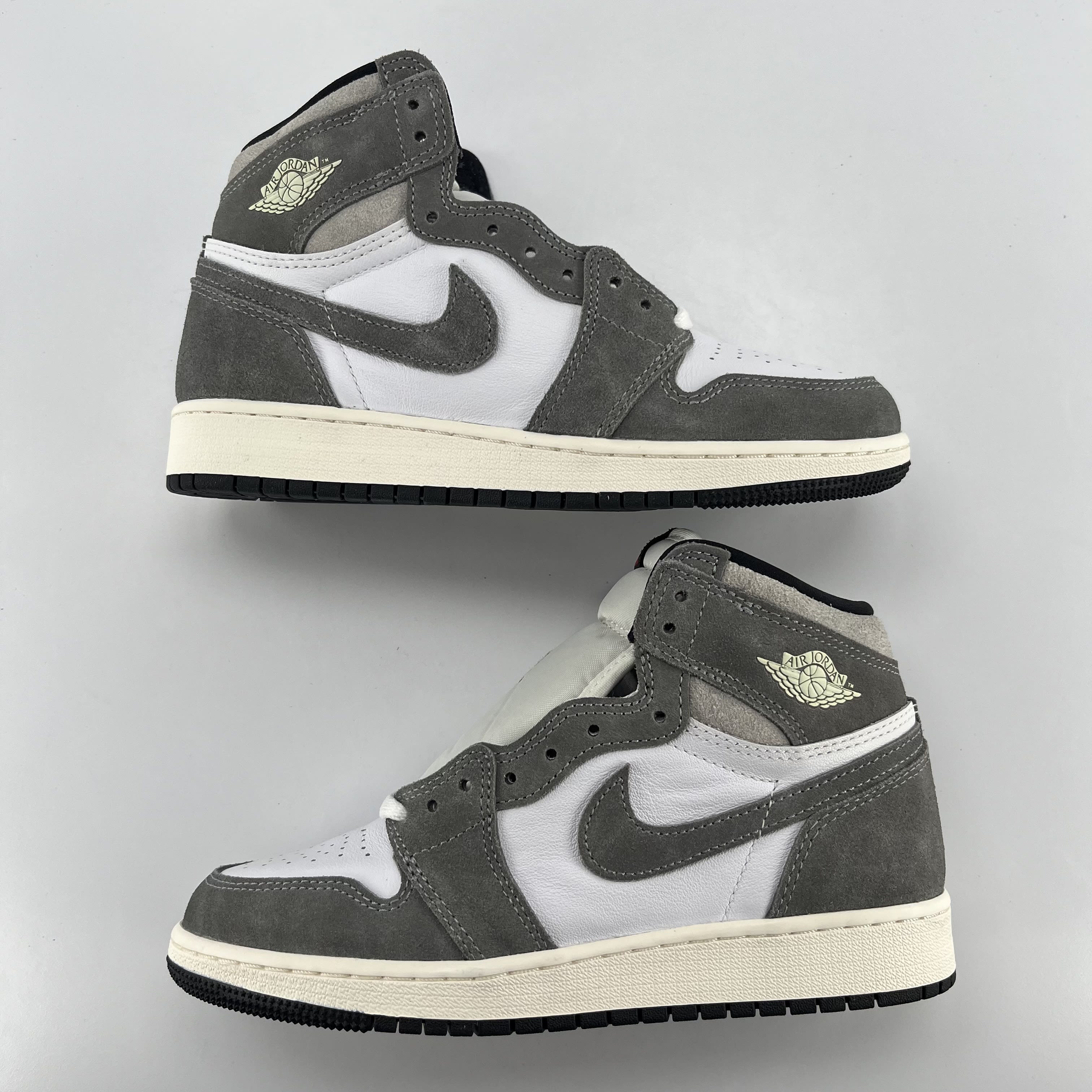 274604 Jordan 1 Retro High OG Washed Black (GS)