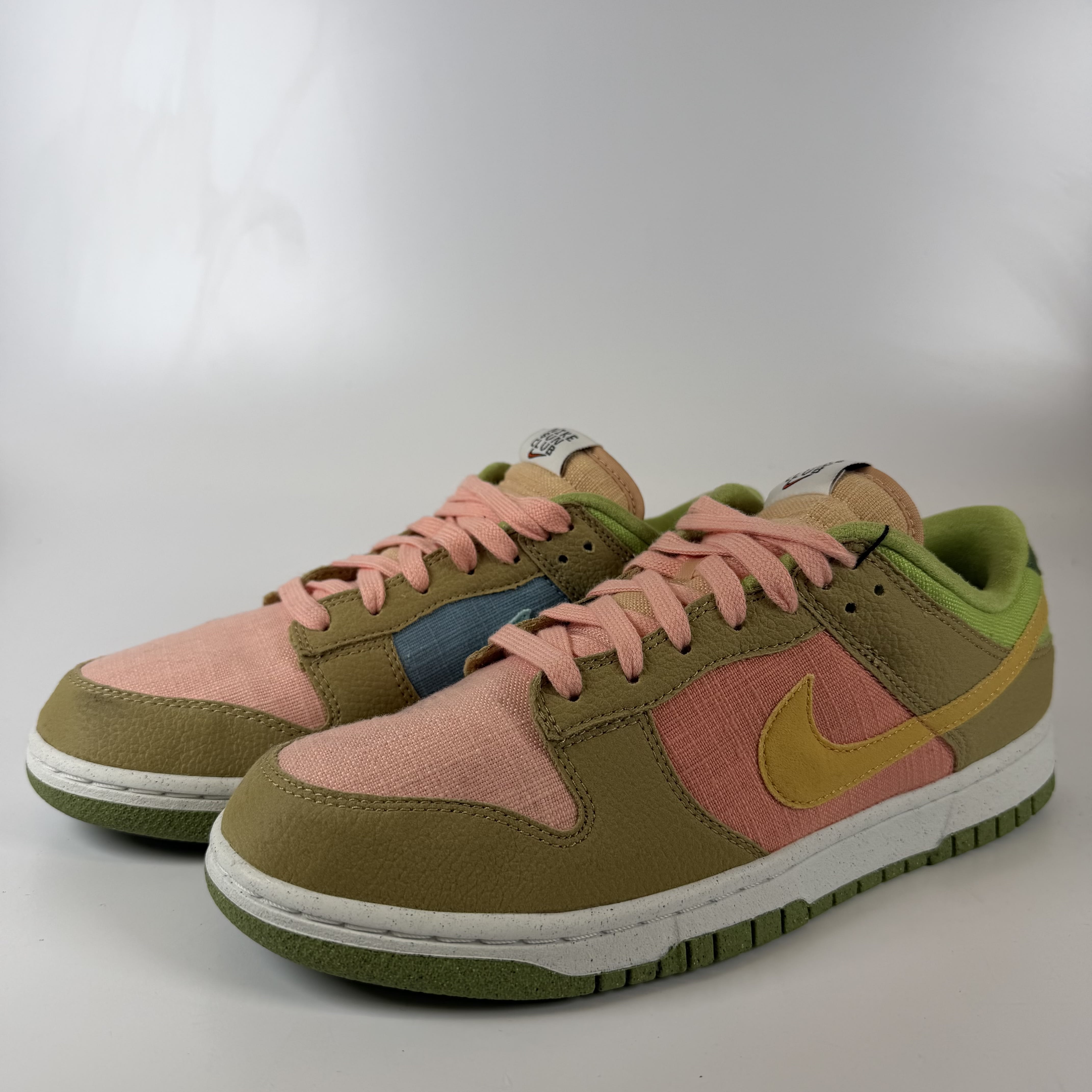 SP6061 Dunk Low 'Sun Club - Arctic Orange Sanded Gold'
