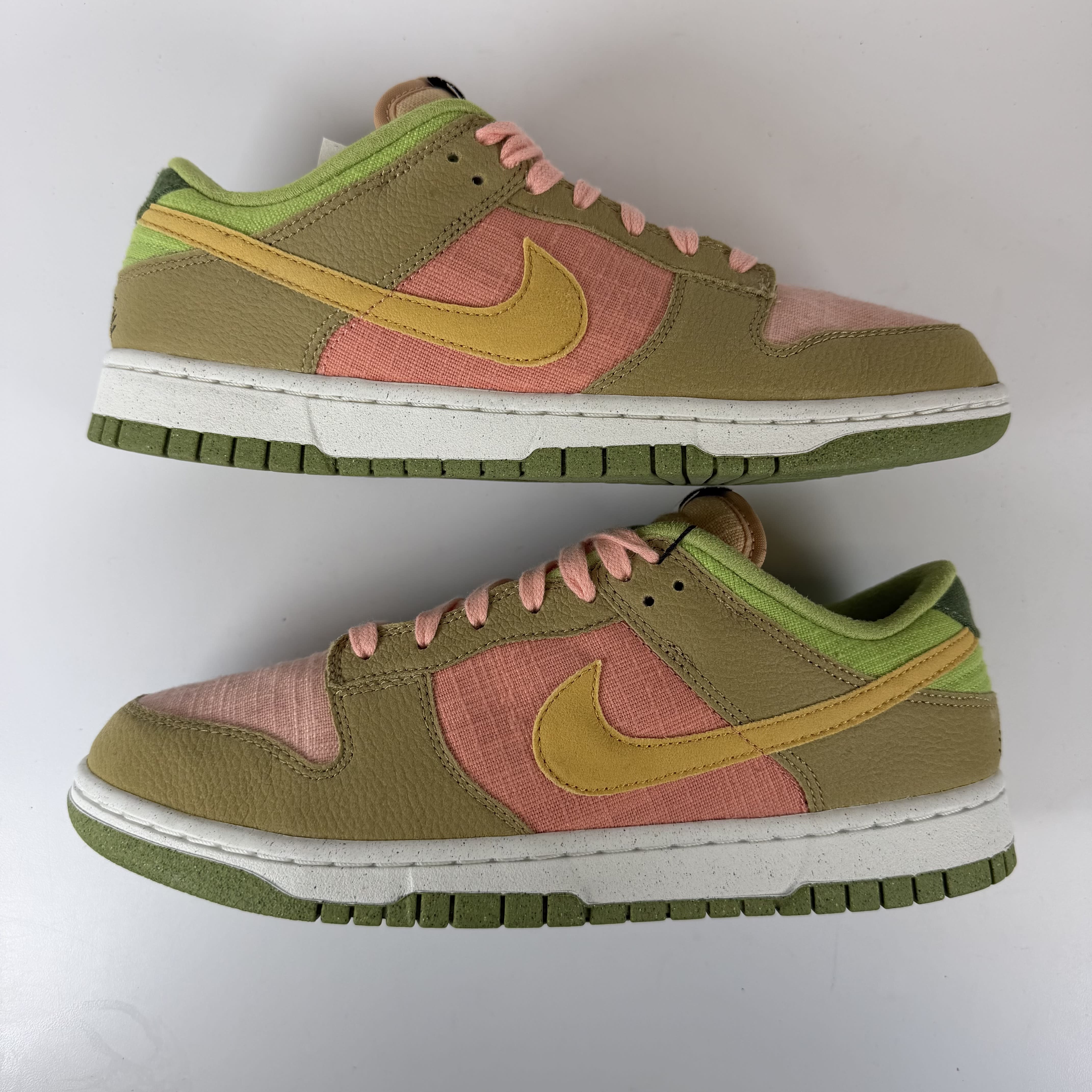 SP6061 Dunk Low 'Sun Club - Arctic Orange Sanded Gold'