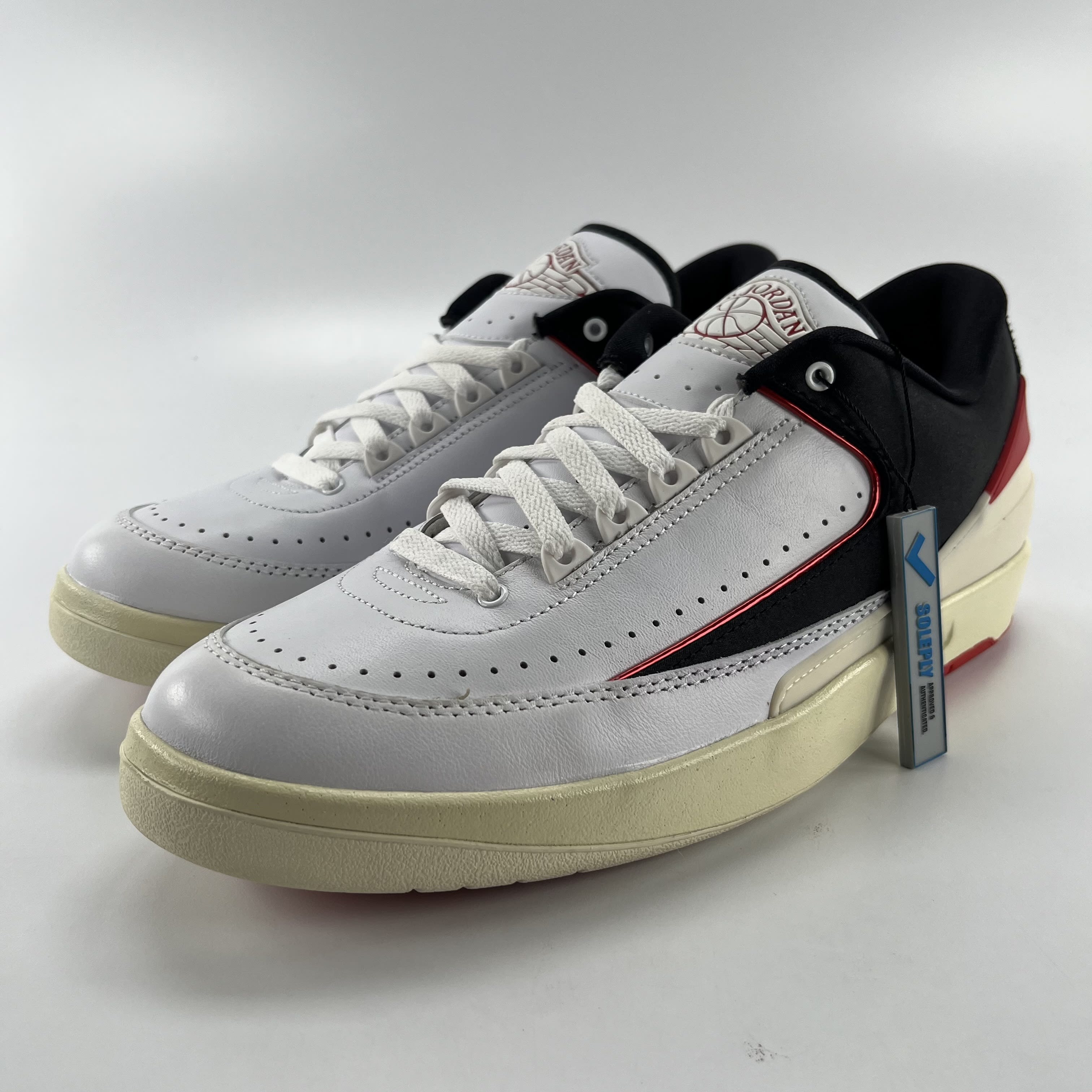 418311 Jordan 2 Retro Low Chicago Twist (Women's)