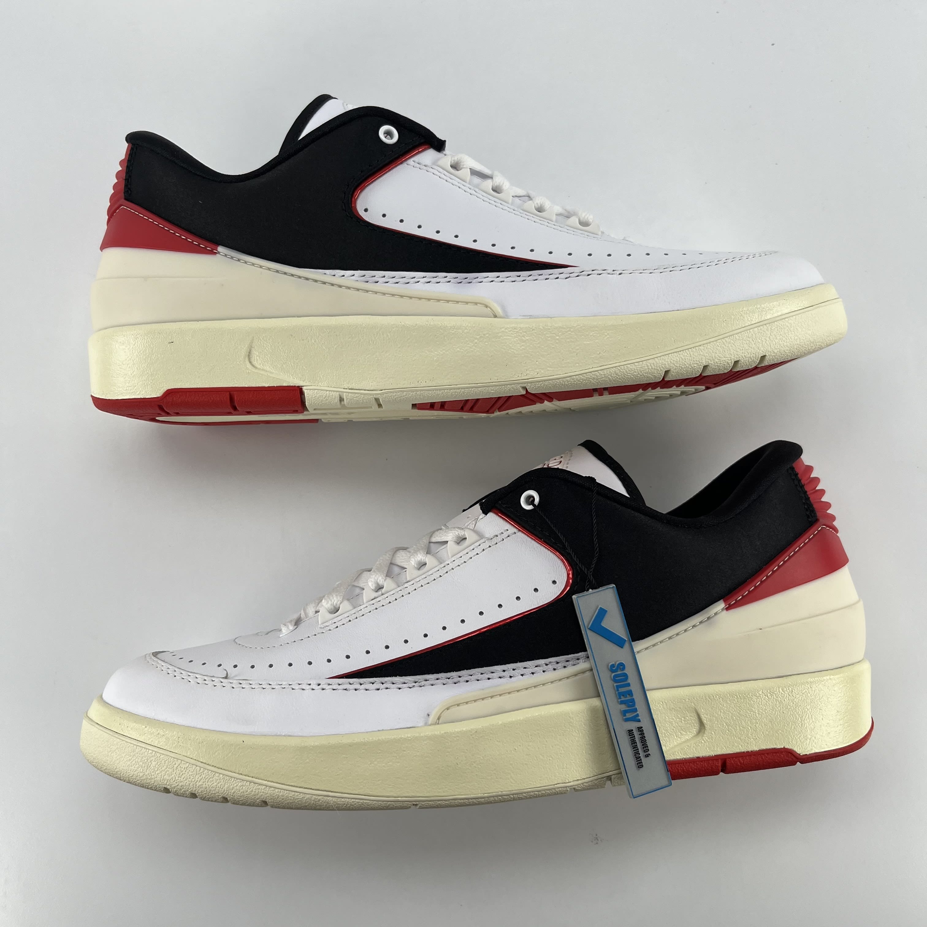 418311 Jordan 2 Retro Low Chicago Twist (Women's)