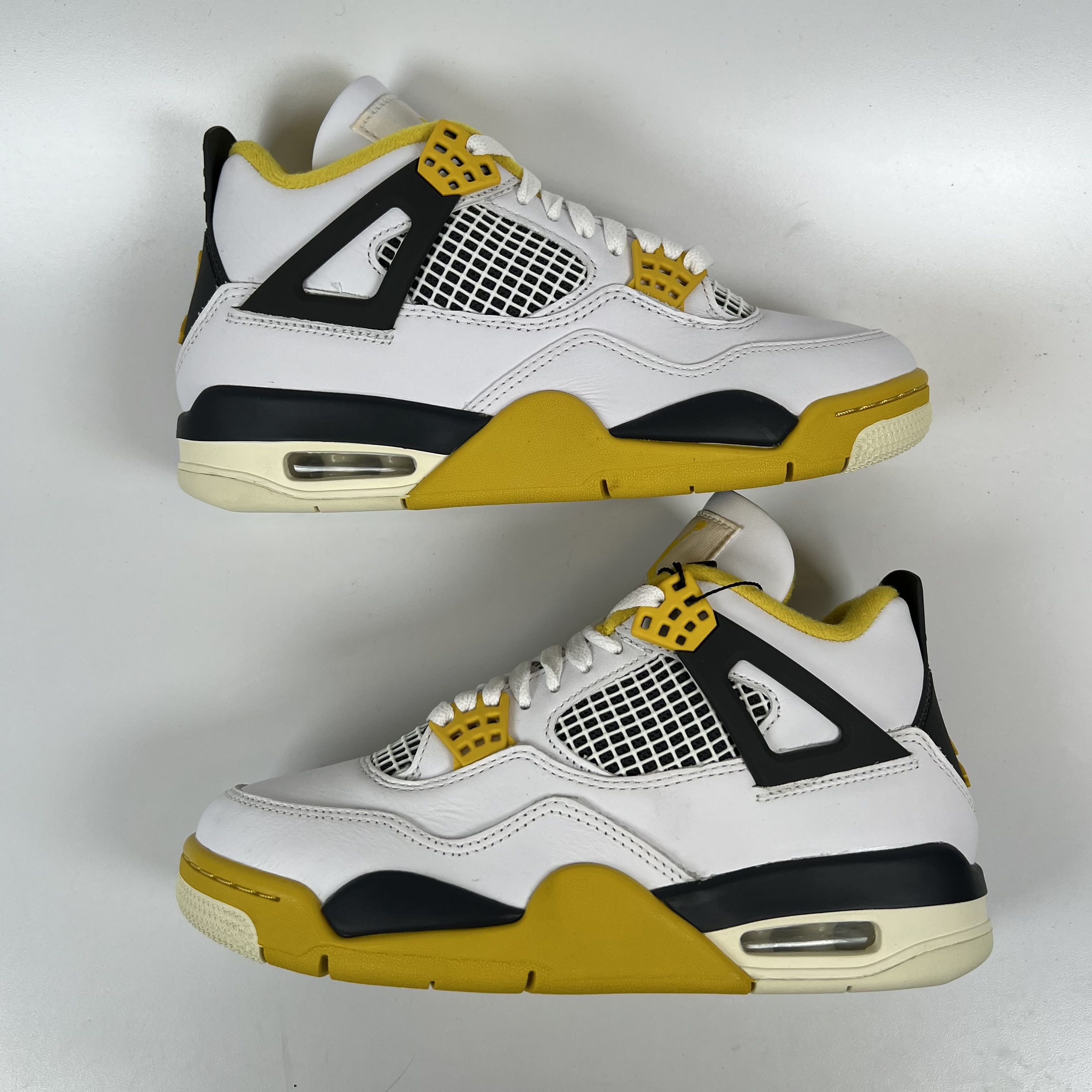SP1230 Jordan 4 Retro Vivid Sulfur (Women's)